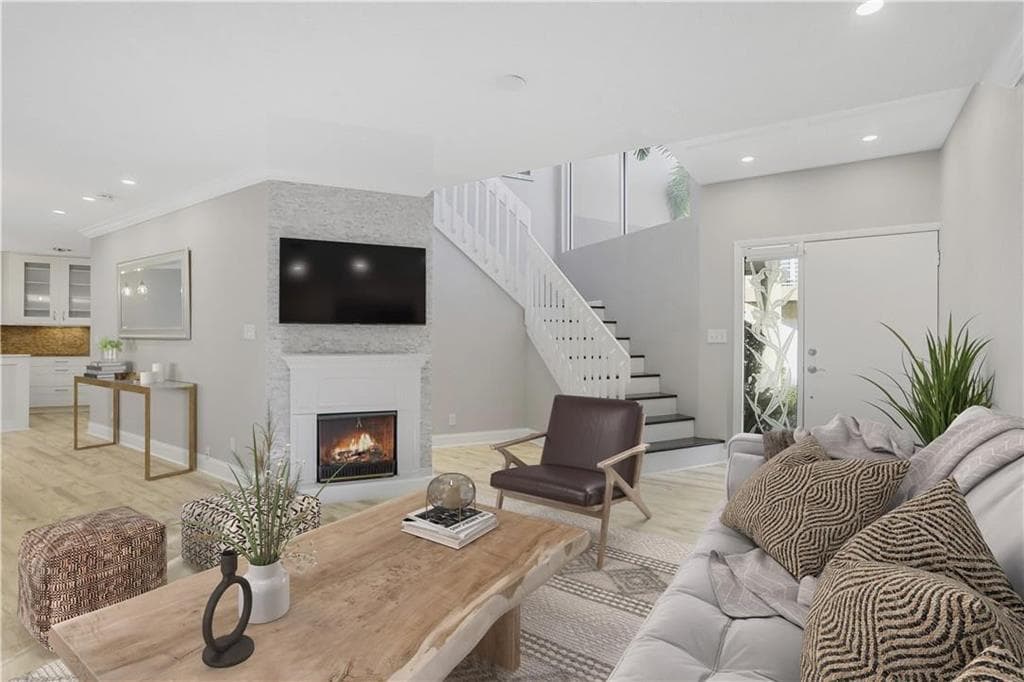 101 SE 15th Avenue H, Fort Lauderdale, FL 33301 — photo 3 of 34