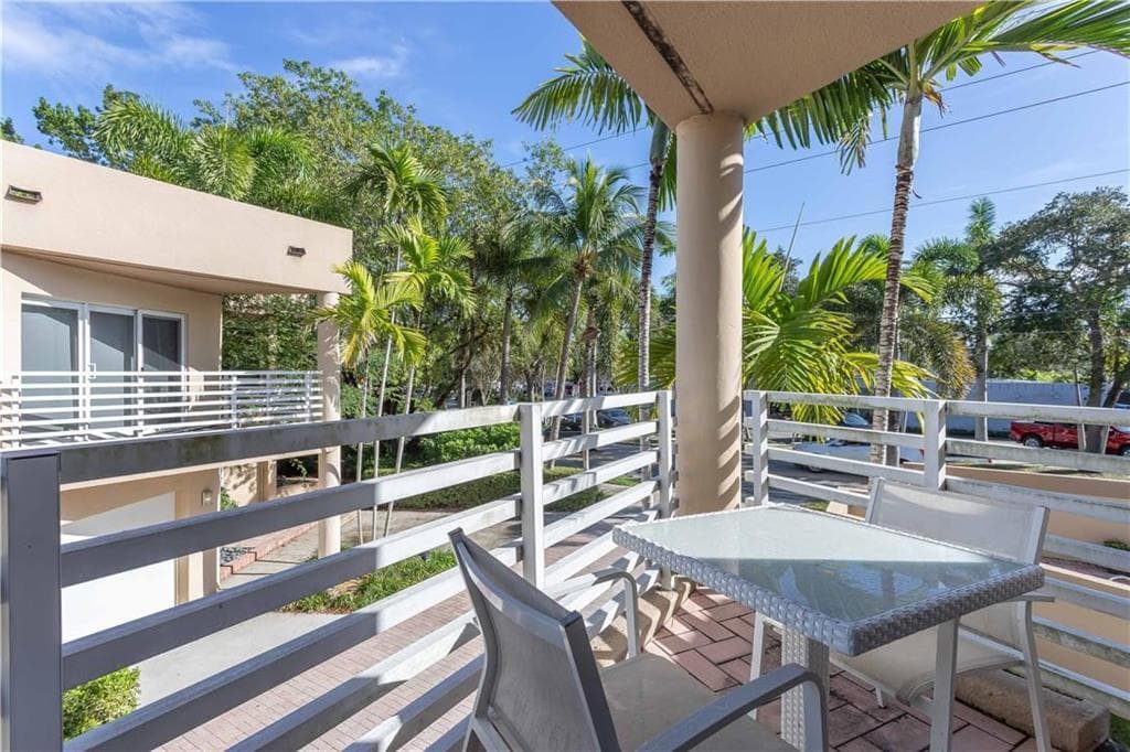 101 SE 15th Avenue H, Fort Lauderdale, FL 33301 — photo 26 of 34