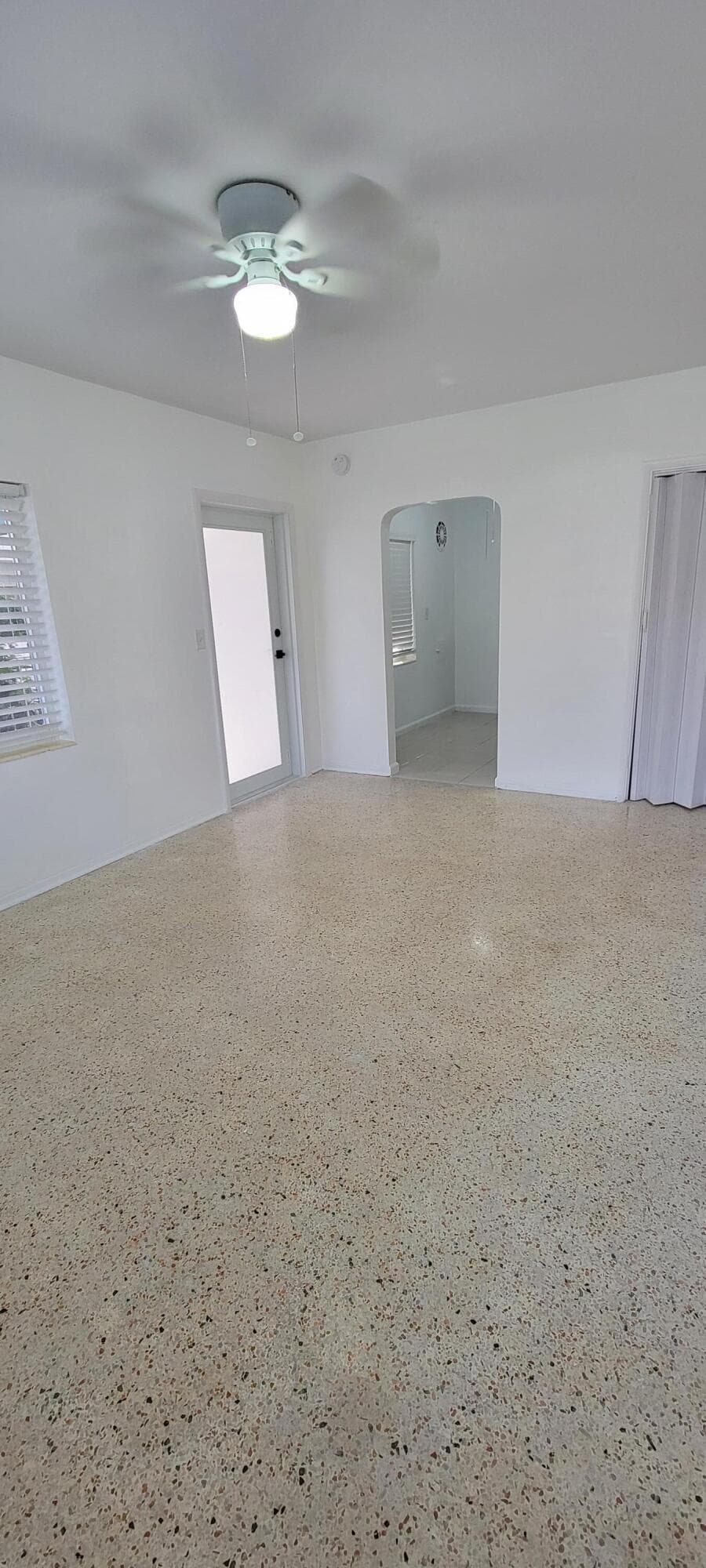 7300 Byron Avenue 12a, Miami Beach, FL 33141 — photo 6 of 20