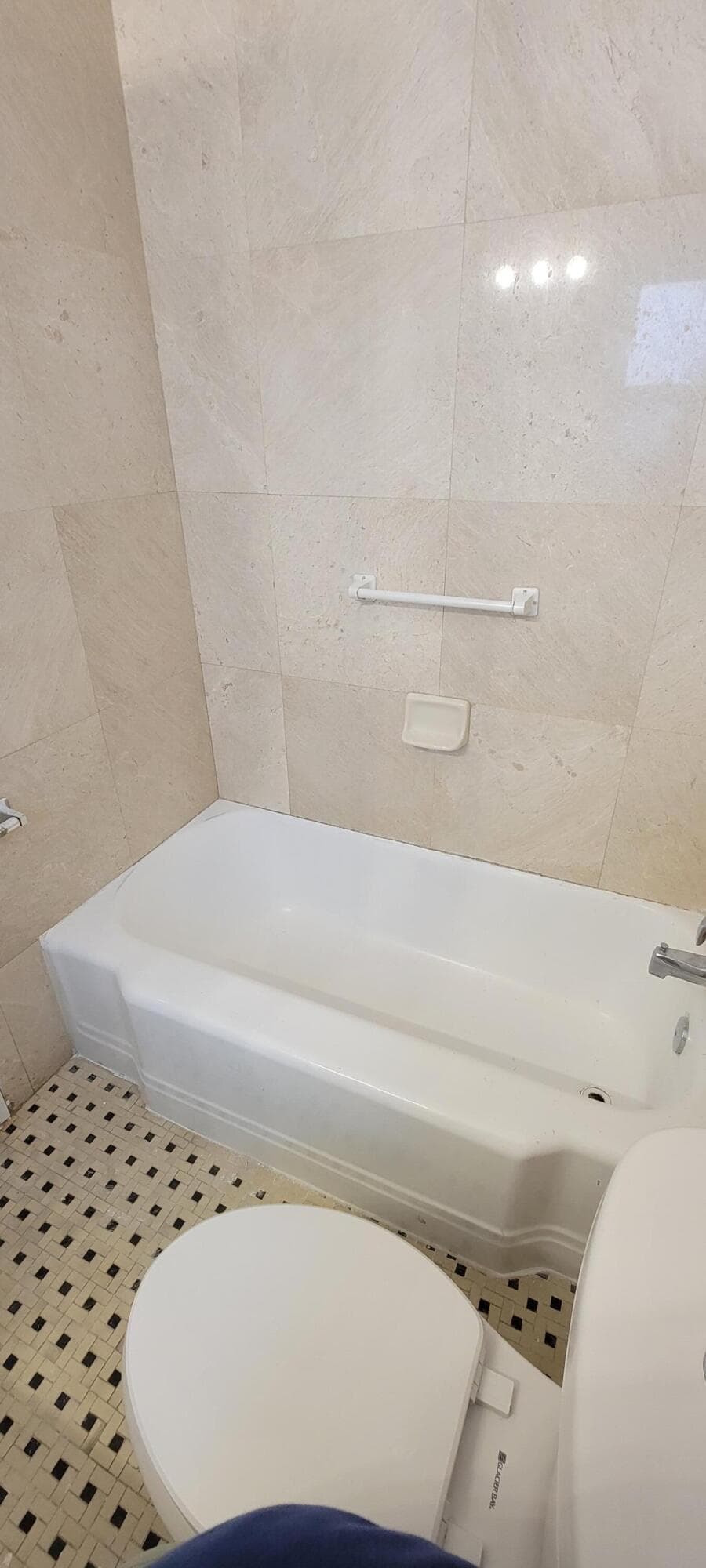 7300 Byron Avenue 12a, Miami Beach, FL 33141 — photo 15 of 20