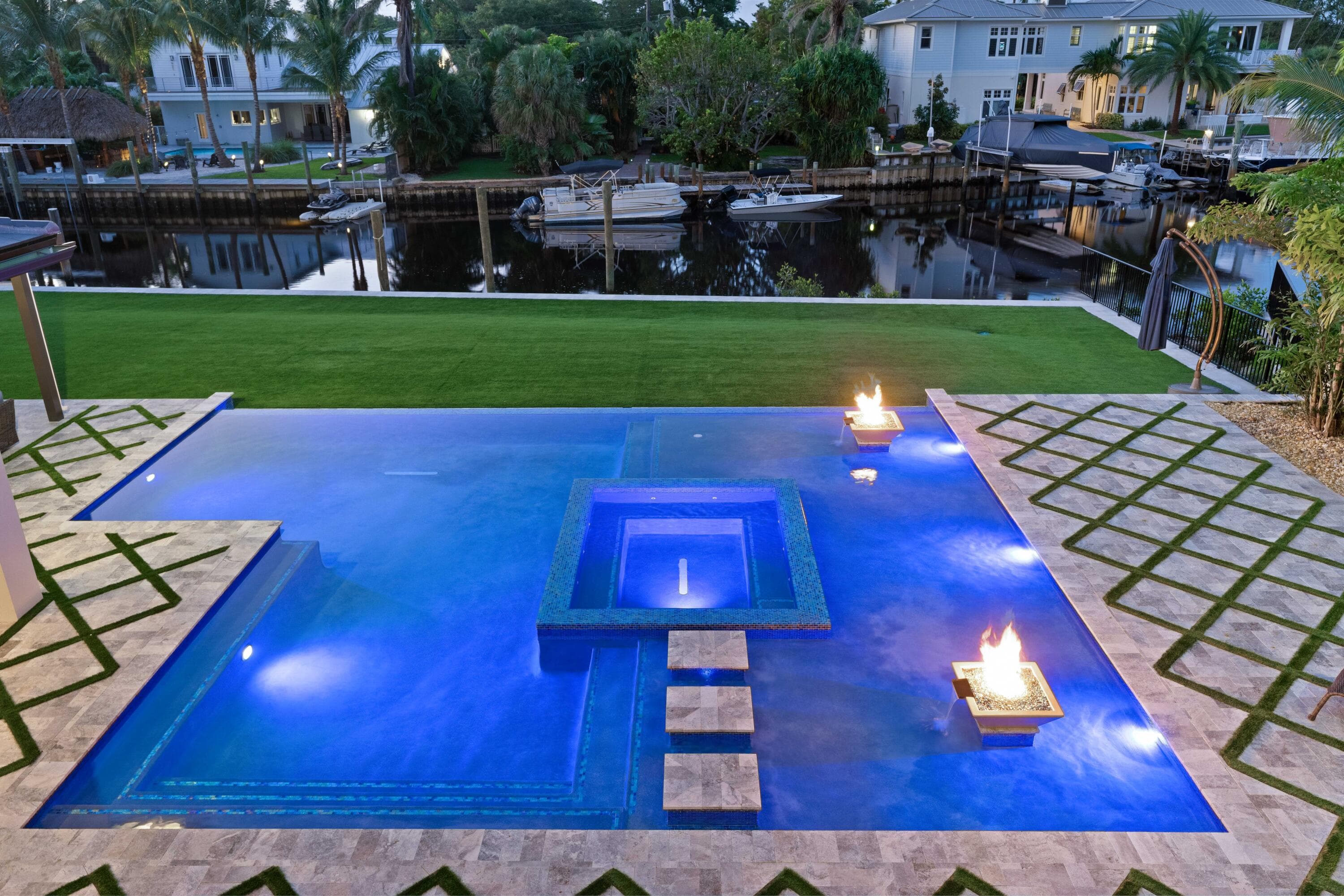 261 Old Jupiter Beach Road, Jupiter, FL 33477 — photo 1 of 97