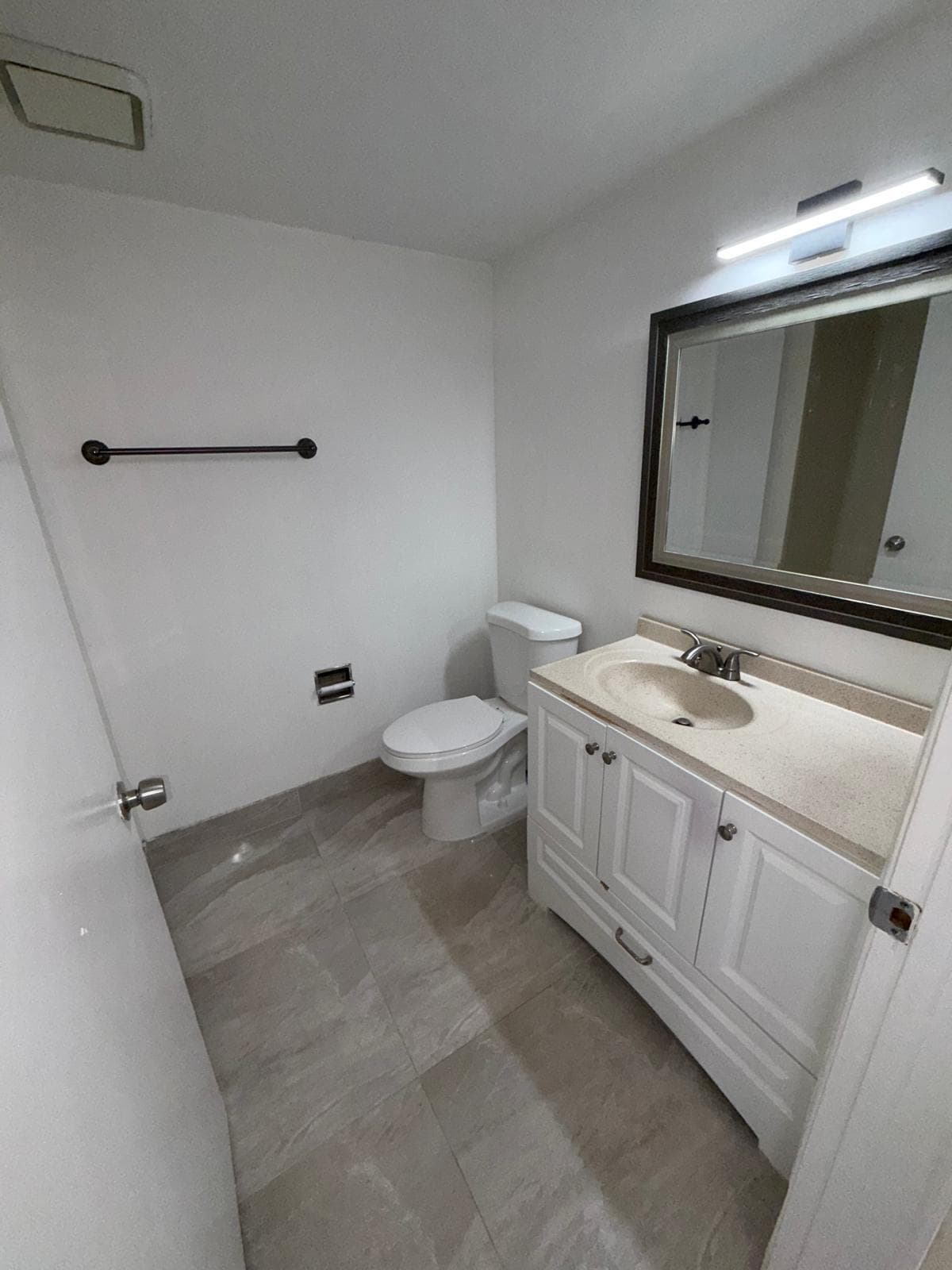 9405 Fontainebleau Boulevard 109, Miami, FL 33172 — photo 14 of 31