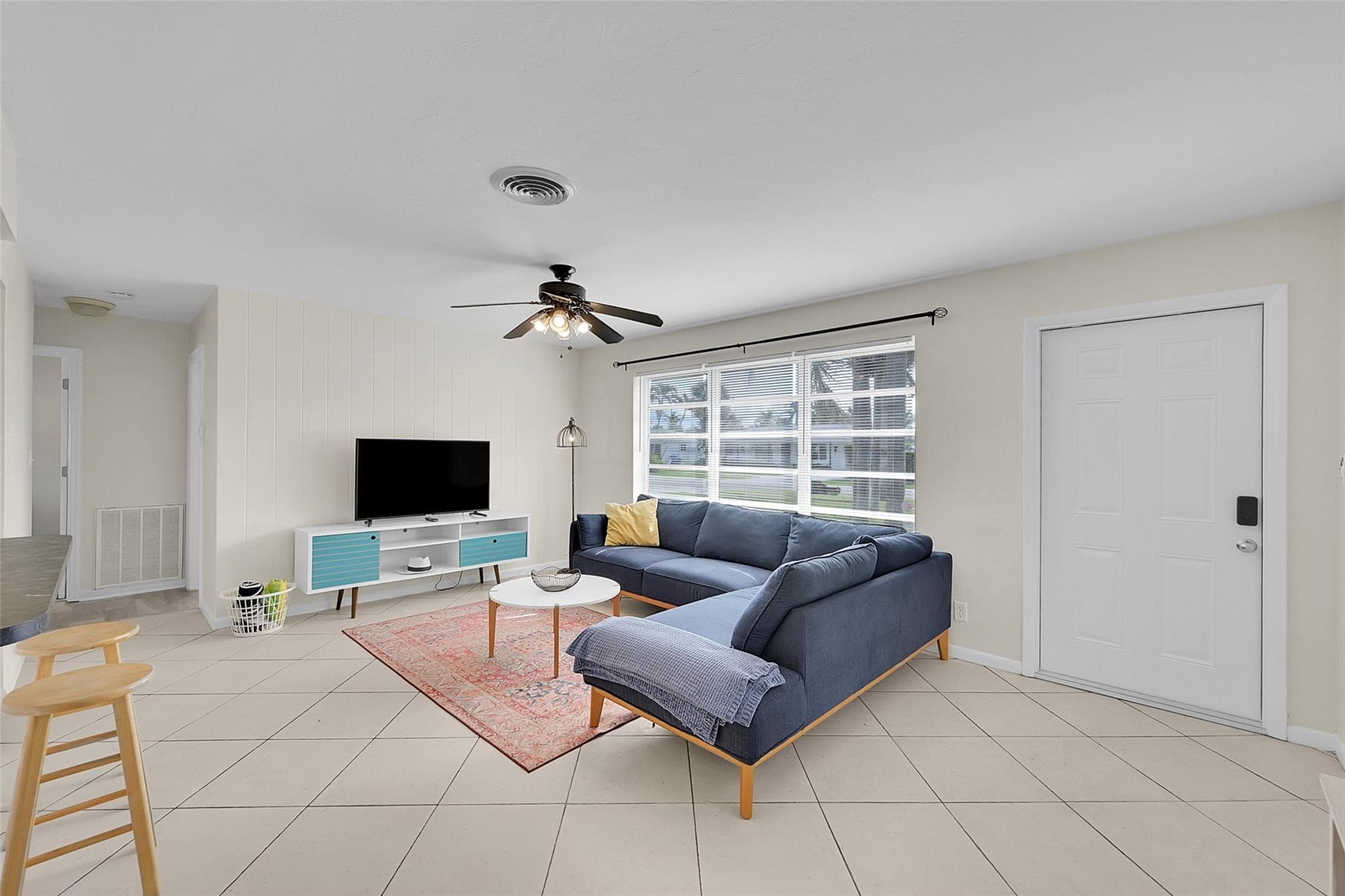1029 SE 14th Street, Deerfield Beach, FL 33441 — photo 4 of 23