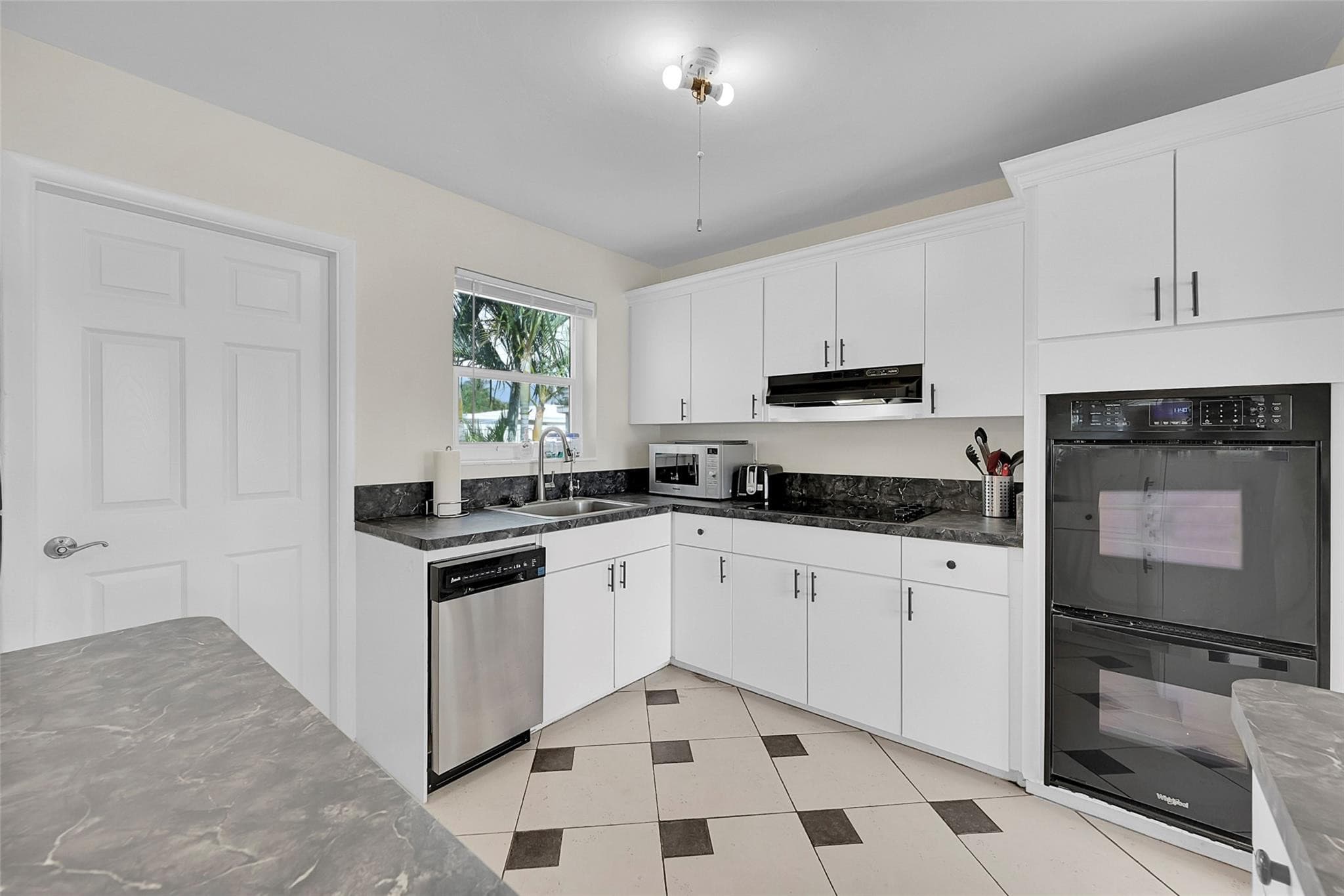 1029 SE 14th Street, Deerfield Beach, FL 33441 — photo 13 of 23