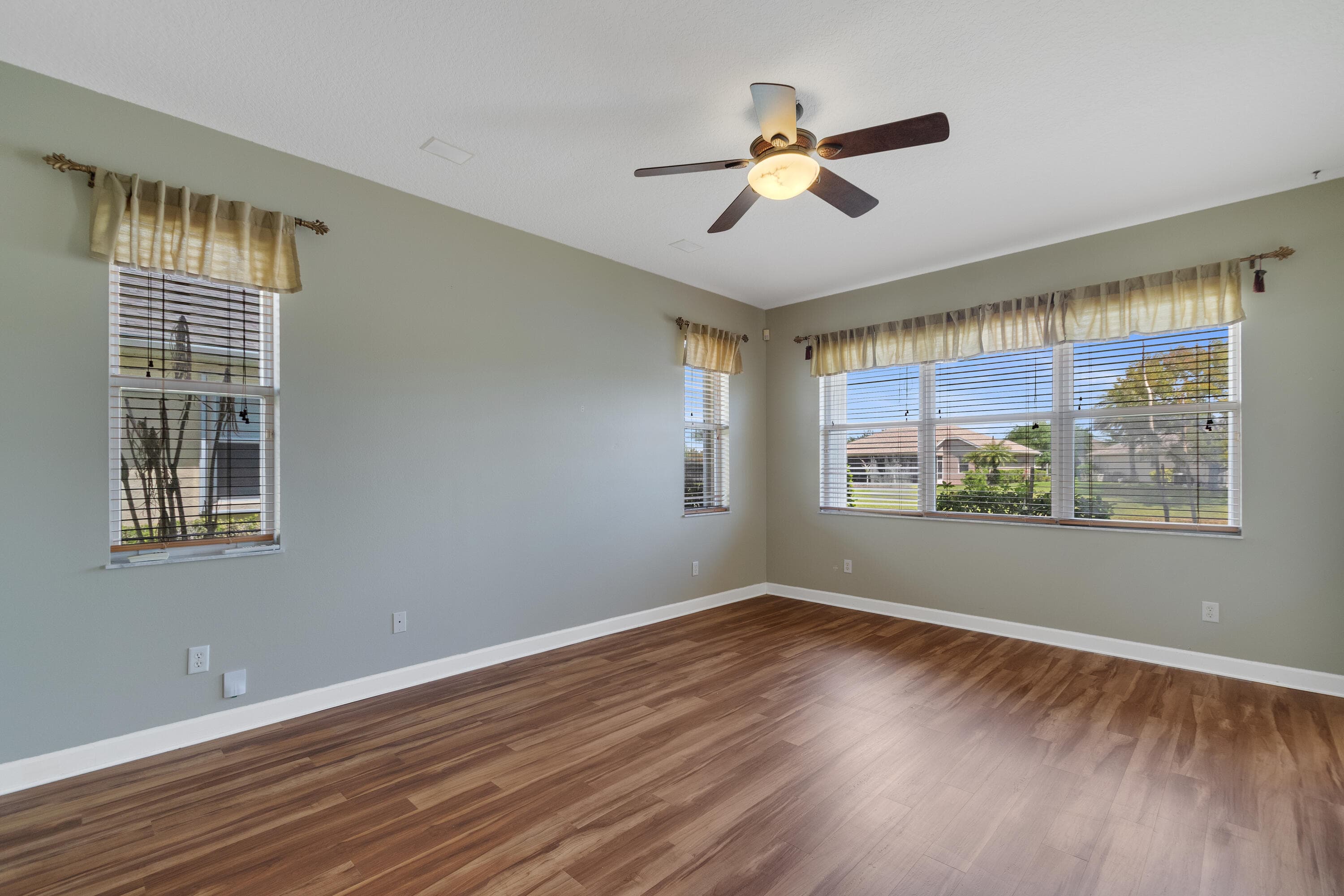 5370 E 1st Square SW, Vero Beach, FL 32968 — photo 23 of 42