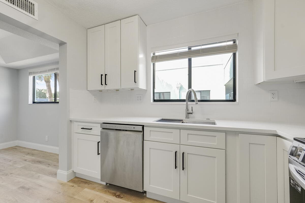 15072 Ashland Place 132, Delray Beach, FL 33484 — photo 4 of 38