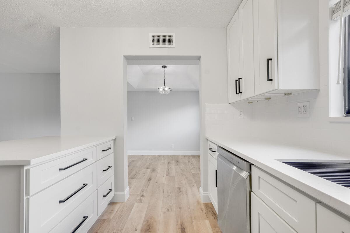 15072 Ashland Place 132, Delray Beach, FL 33484 — photo 5 of 38