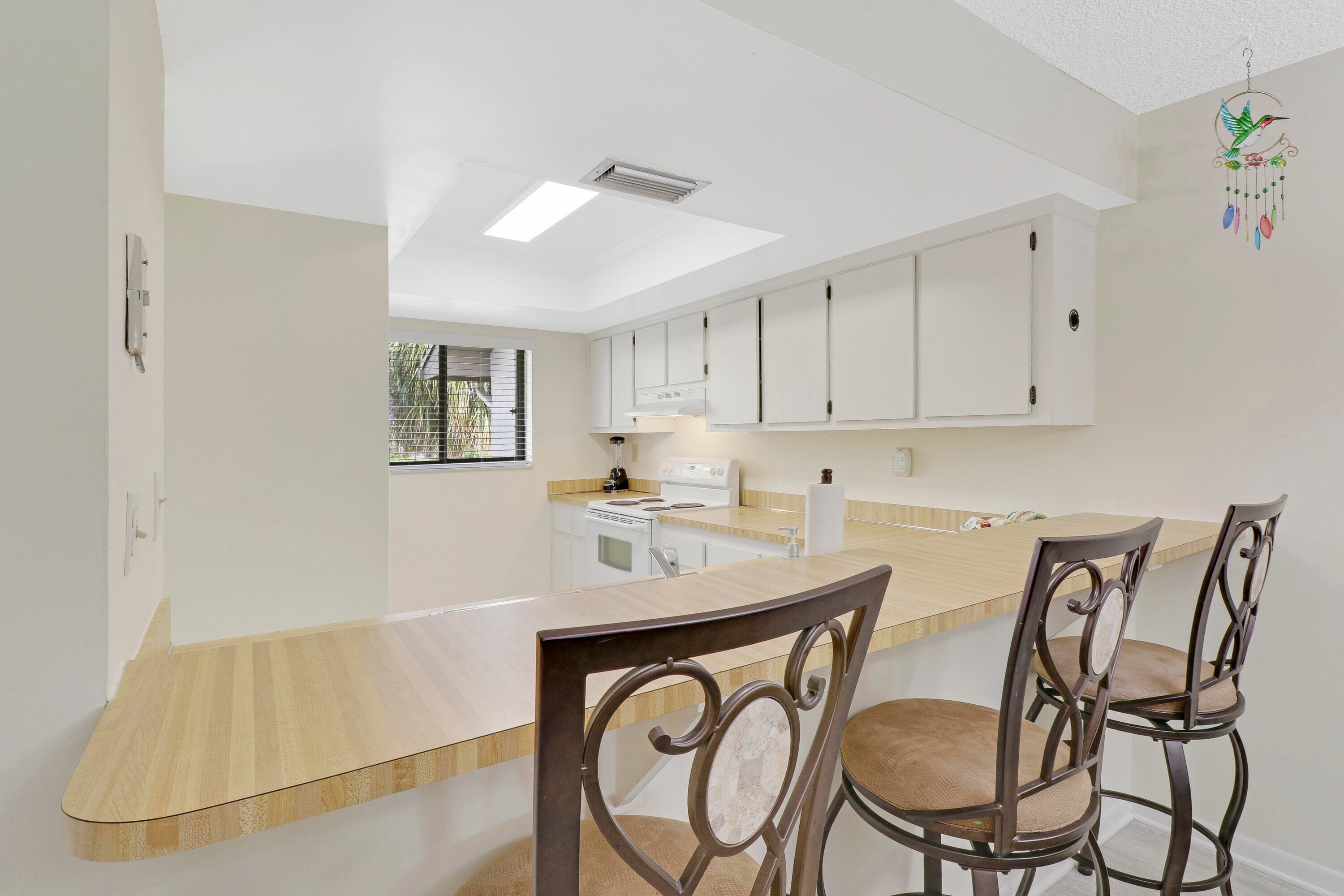 1600 NE Dixie Highway 10-203, Jensen Beach, FL 34957 — photo 5 of 37