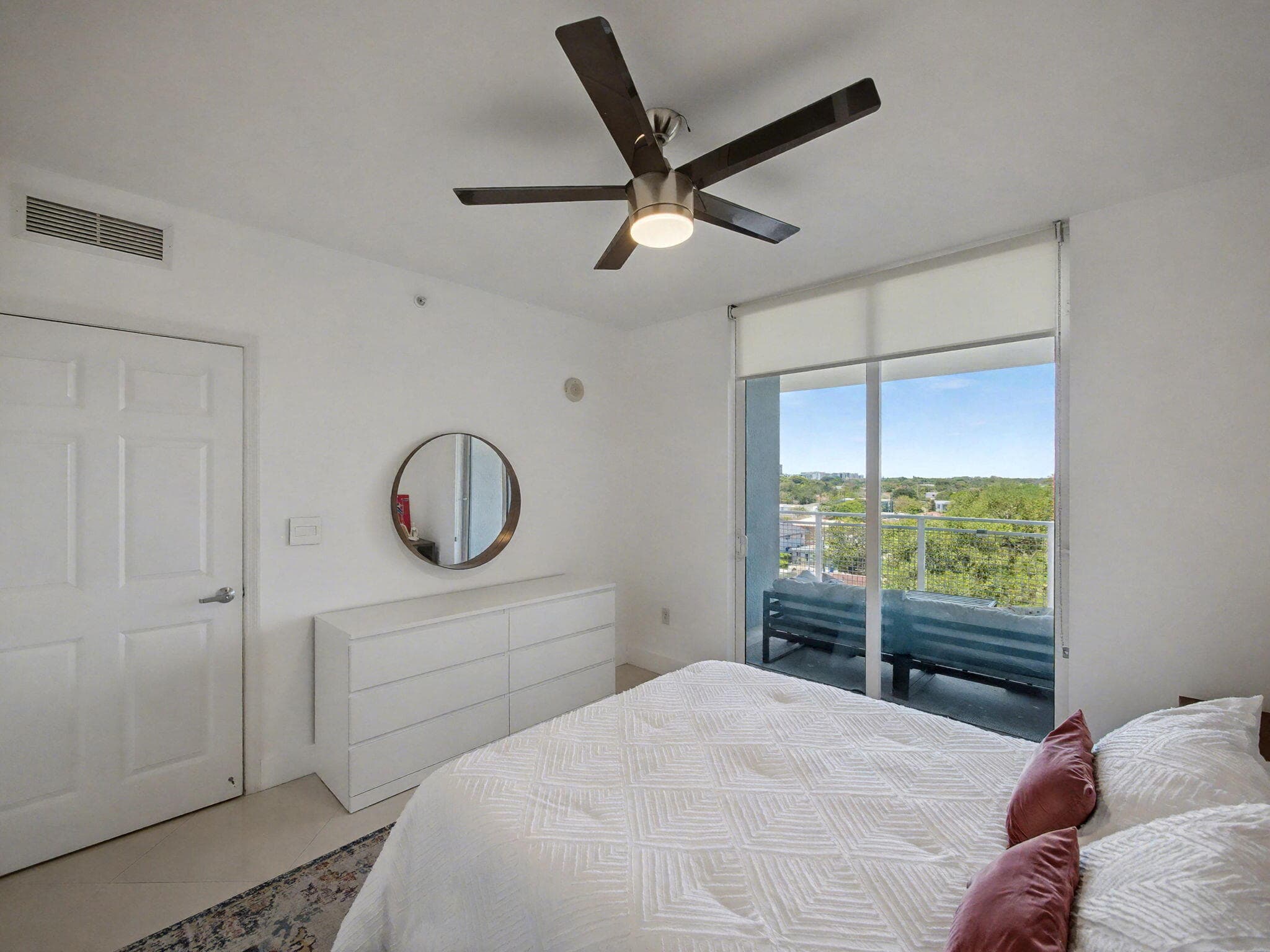 2600 SW 27th Avenue 603, Miami, FL 33133 — photo 14 of 29