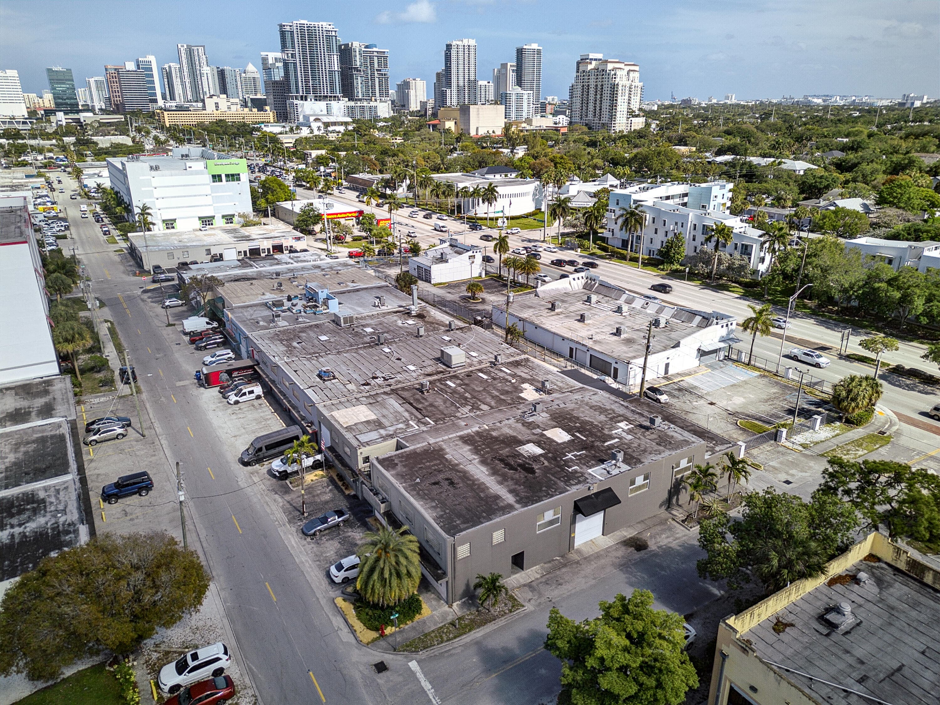 936 NW 1st Street, Fort Lauderdale, FL 33311 — photo 7 of 65