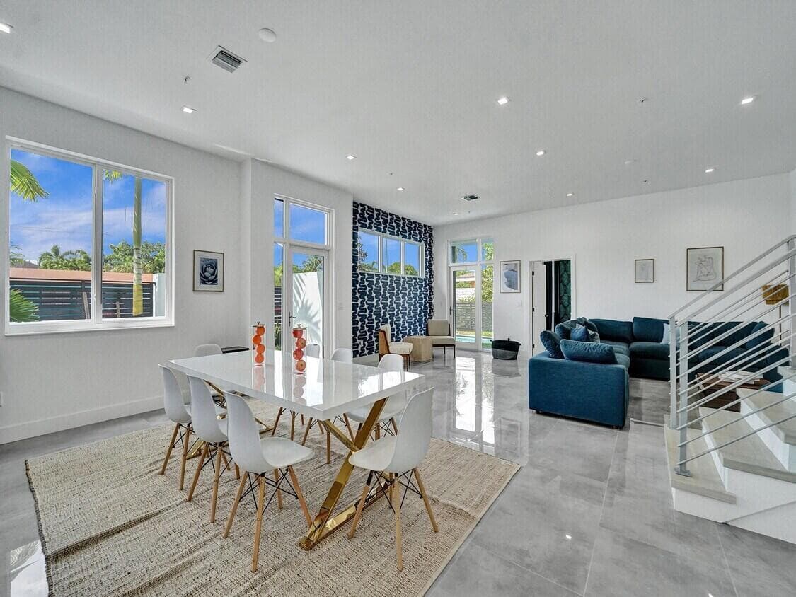 1220 NE 15th Avenue, Fort Lauderdale, FL 33304 — photo 11 of 36