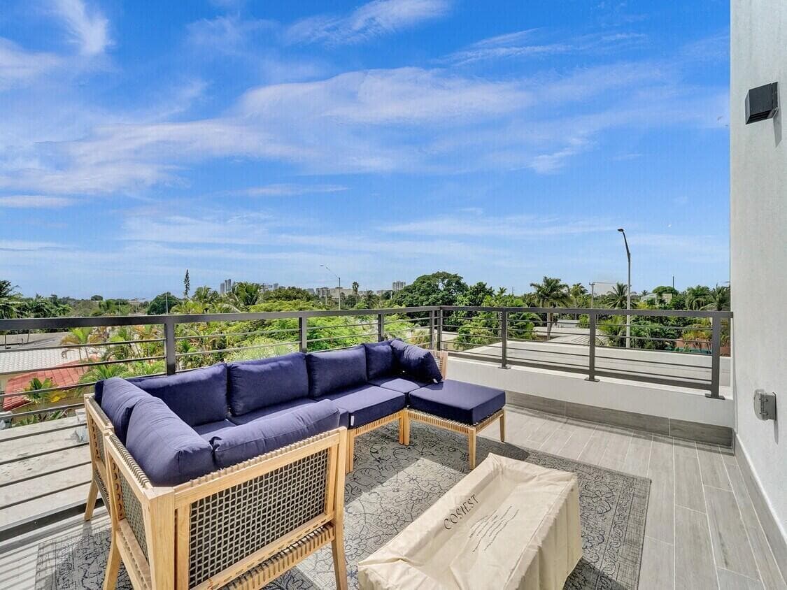 1220 NE 15th Avenue, Fort Lauderdale, FL 33304 — photo 33 of 36