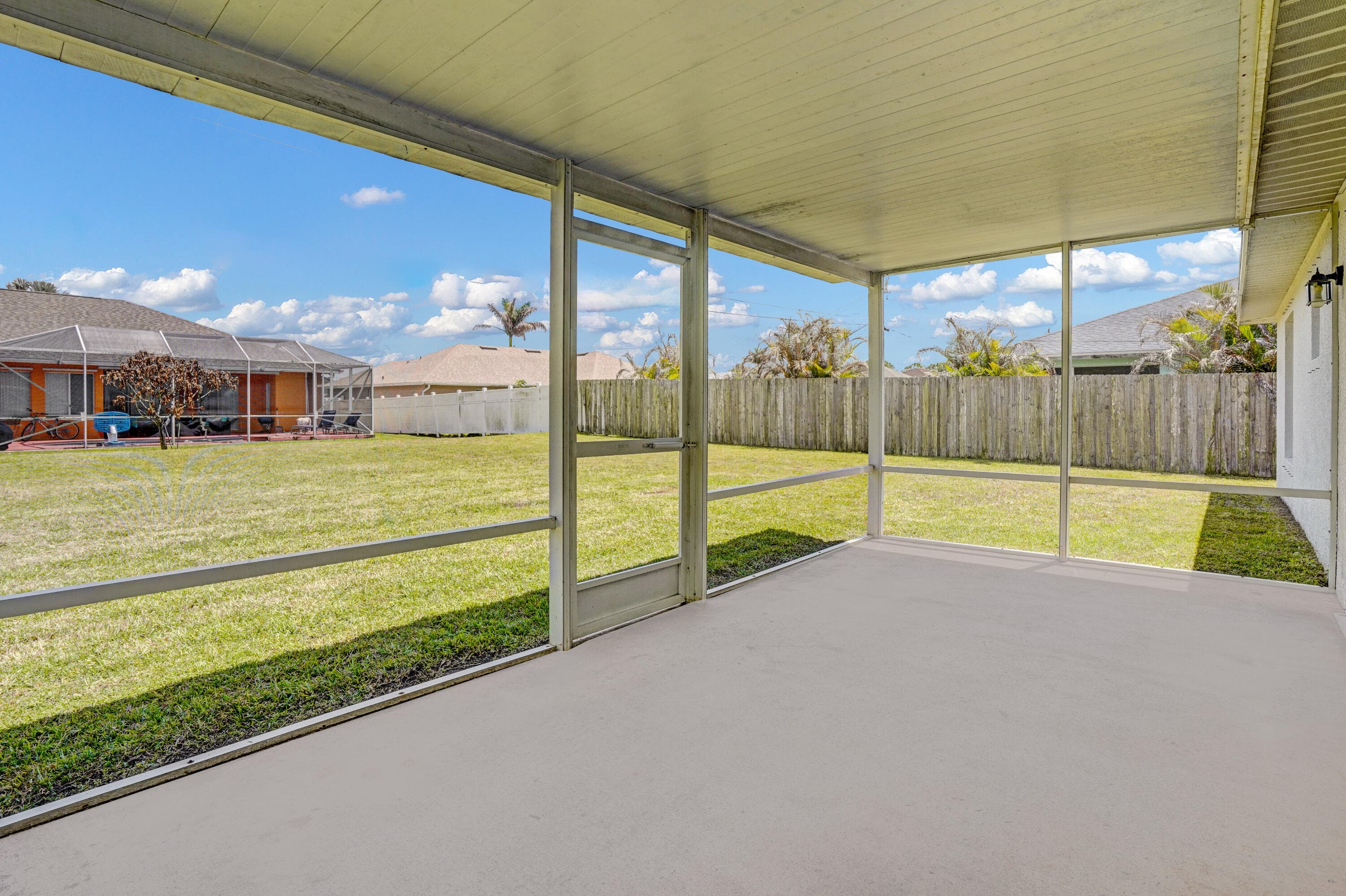 2125 SW Salvatierra Boulevard, Port St. Lucie, FL 34987 — photo 10 of 27