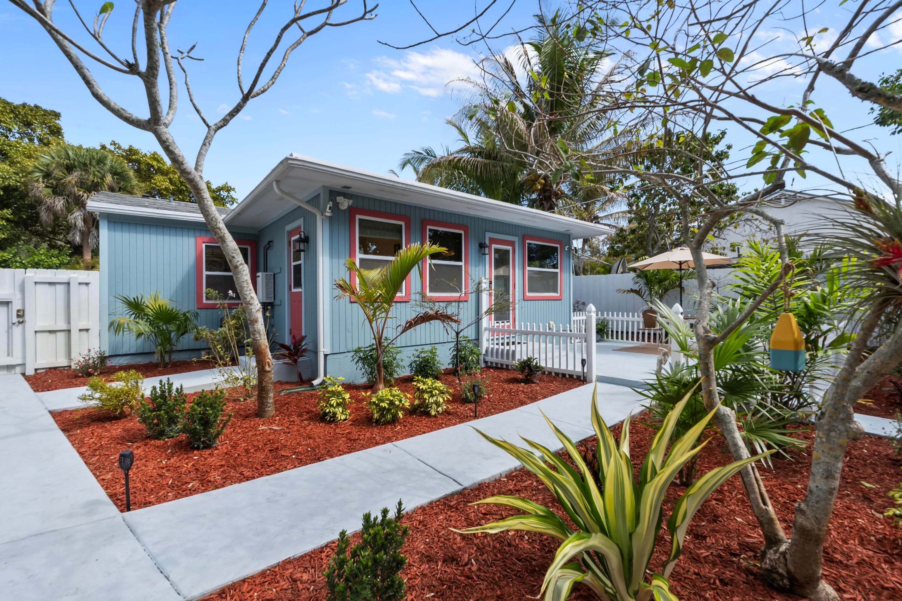 2396 Easy Street A, Palm Beach Gardens, FL 33410 — photo 1 of 20