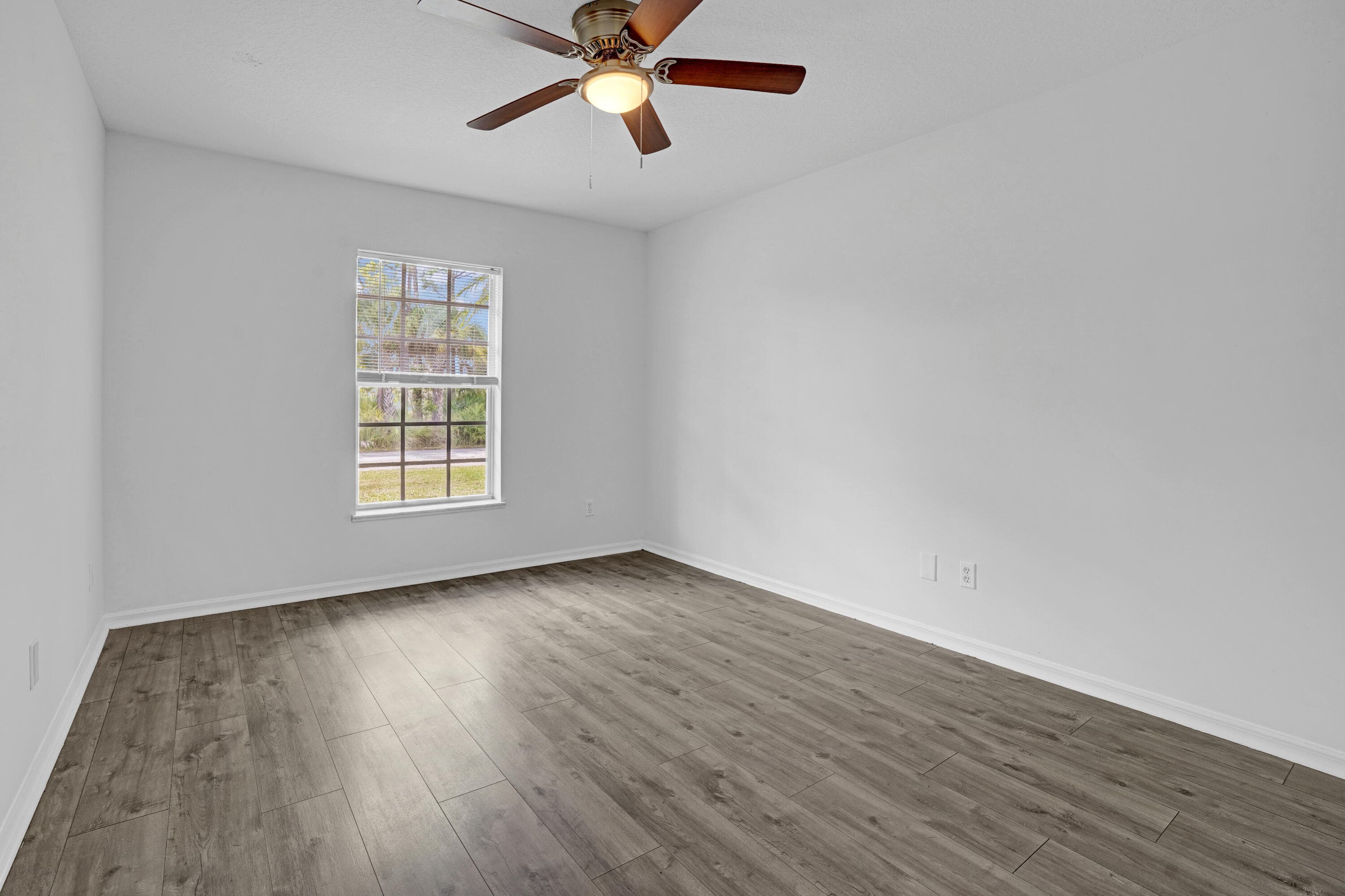 2125 SW Salvatierra Boulevard, Port St. Lucie, FL 34987 — photo 20 of 27