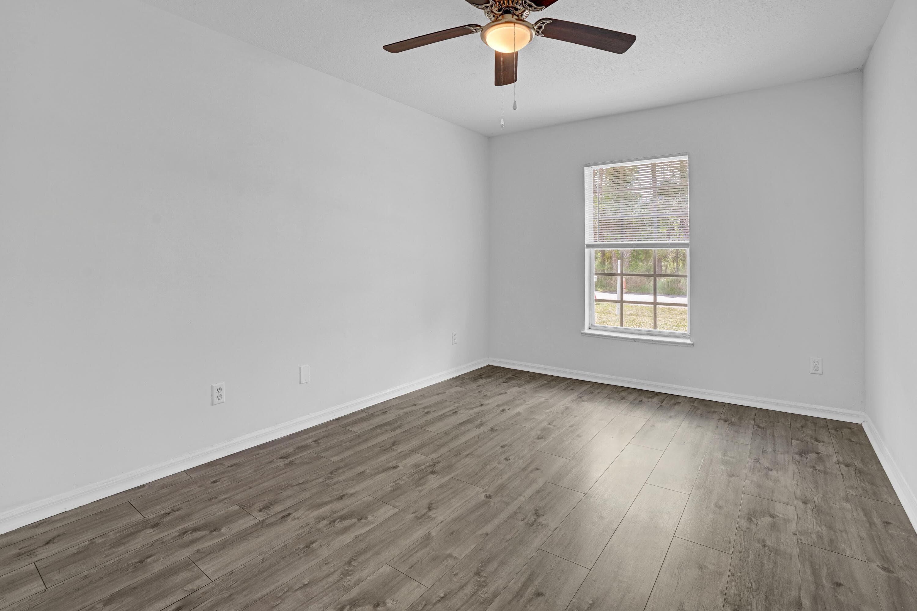 2125 SW Salvatierra Boulevard, Port St. Lucie, FL 34987 — photo 22 of 27
