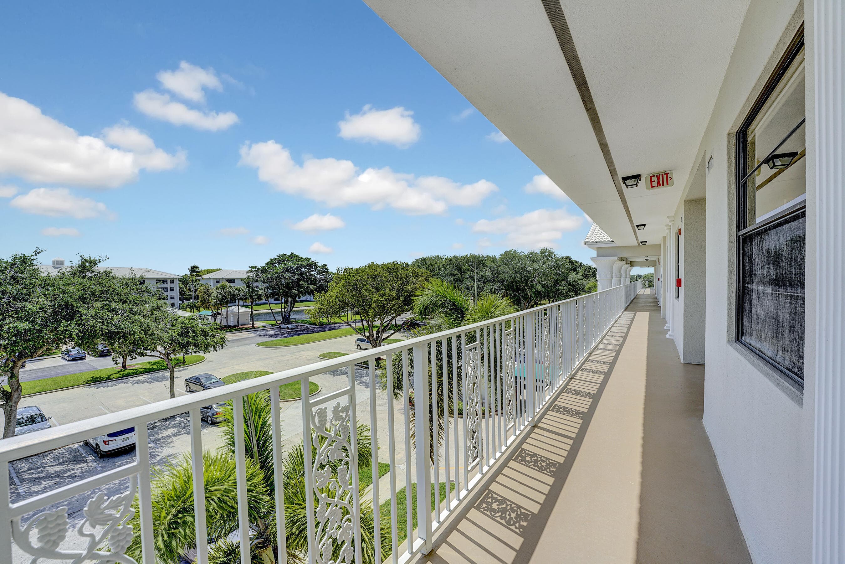 6097 Balboa Circle 406, Boca Raton, FL 33433 — photo 2 of 28