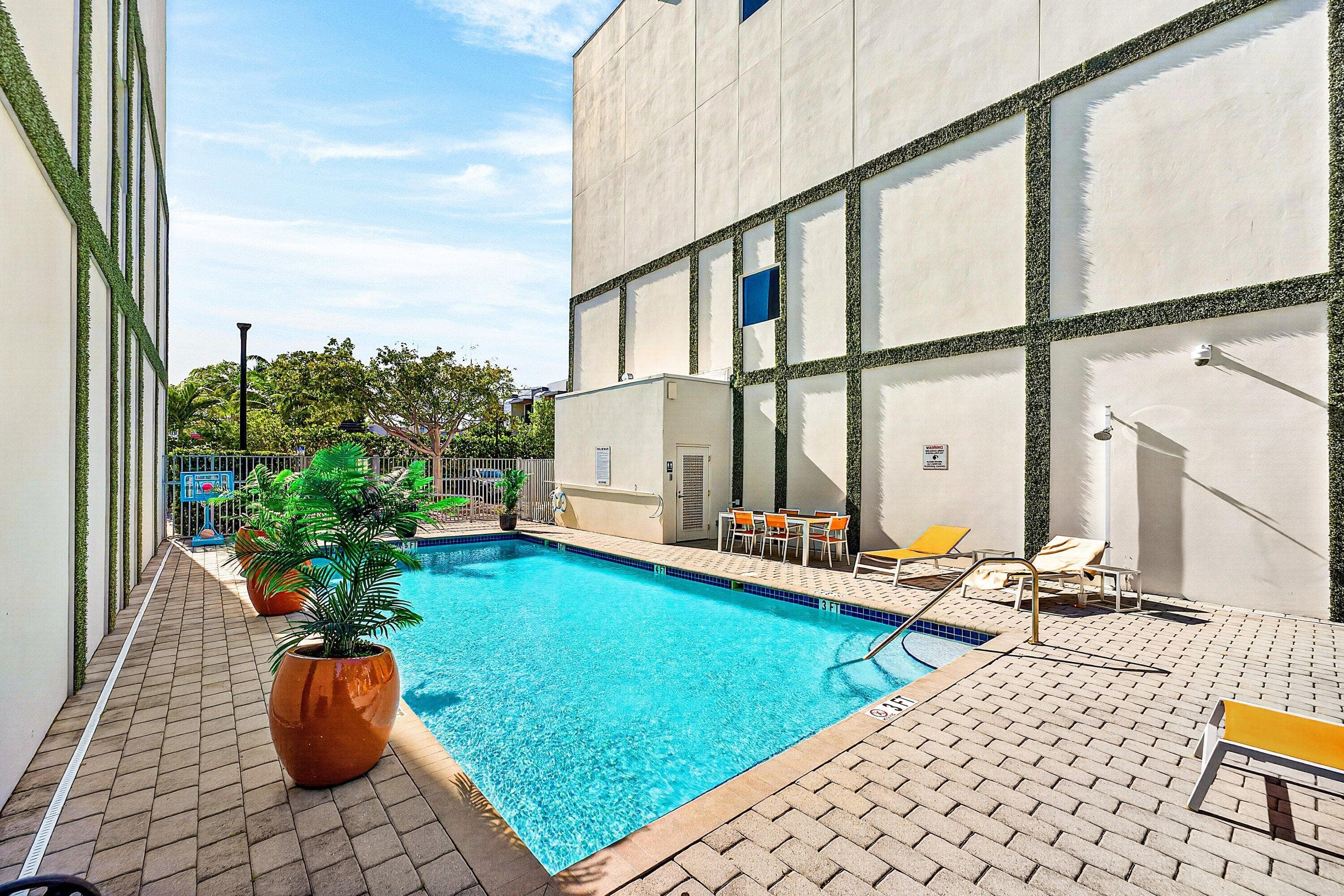 1034 NE 18th Avenue 102, Fort Lauderdale, FL 33304 — photo 26 of 27