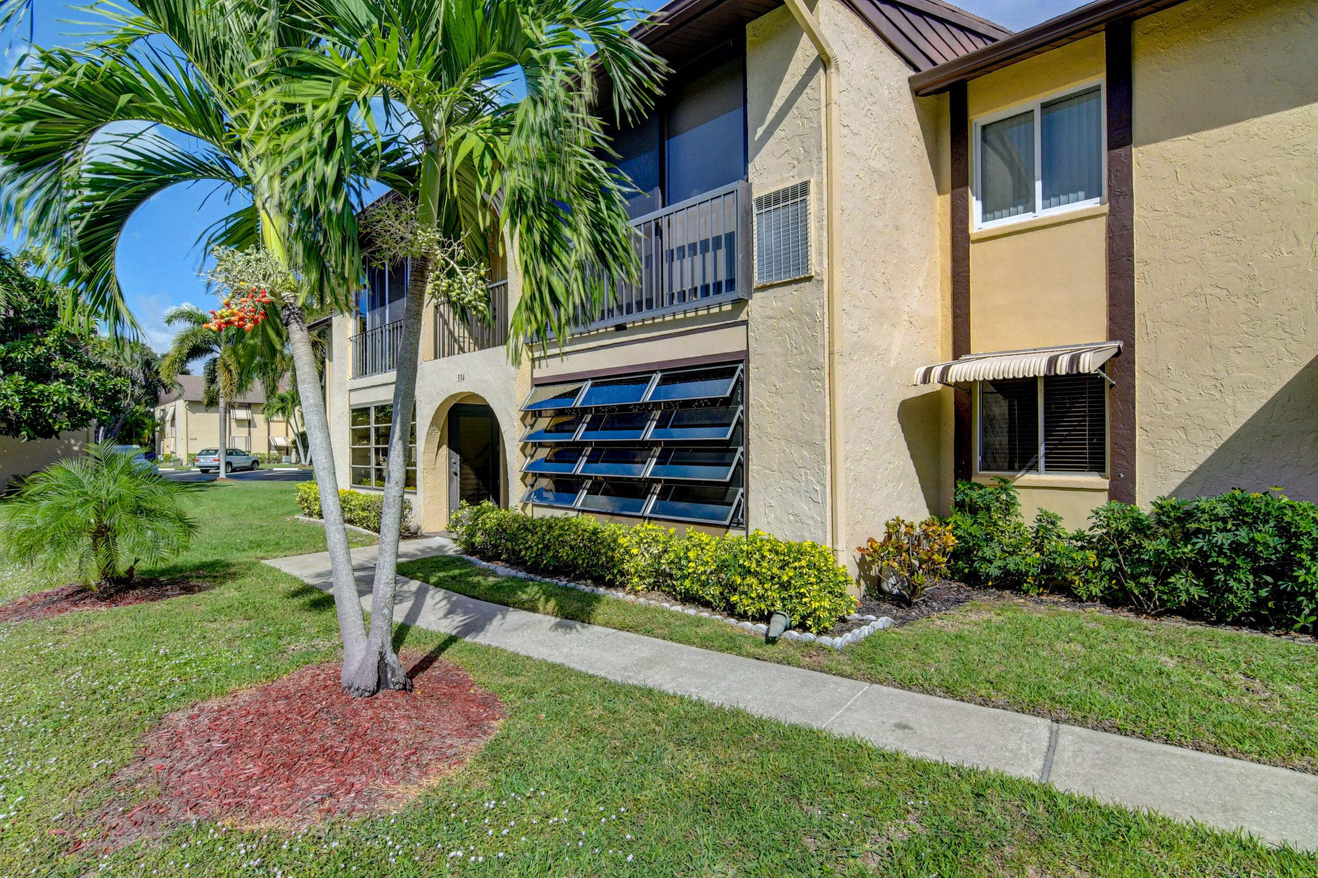 334 Pine Ridge Circle B-1, Greenacres, FL 33463 — photo 1 of 26
