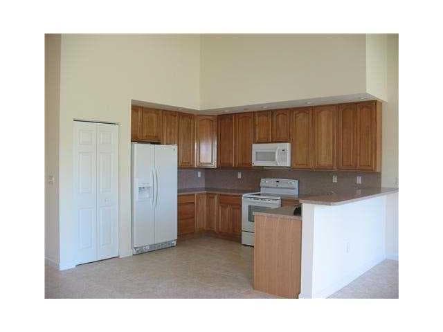 4171 Gulfstream Road NE, Lake Worth, FL 33461 — photo 4 of 18