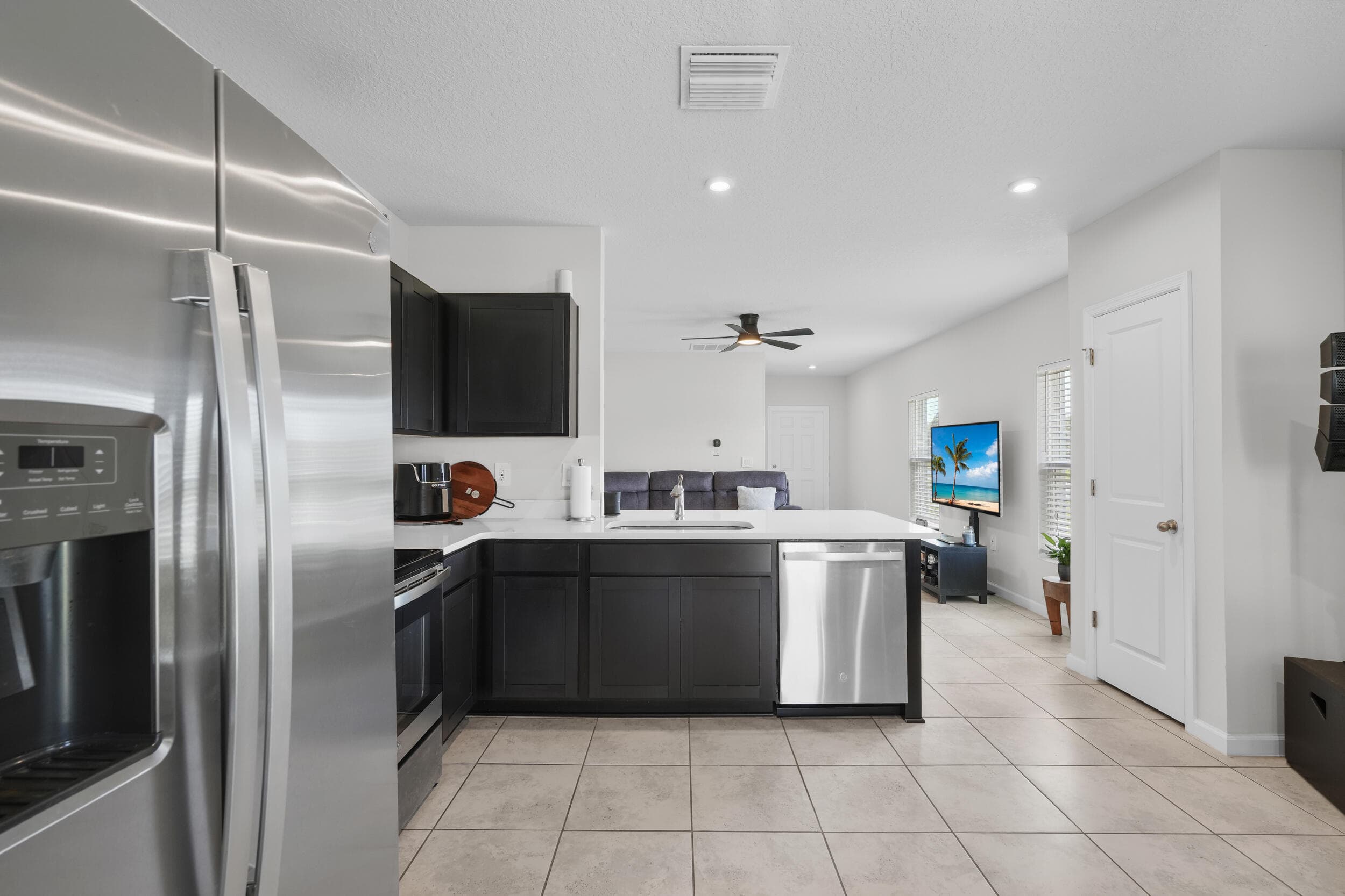 521 Cherimoya Street, Fort Pierce, FL 34981 — photo 17 of 48