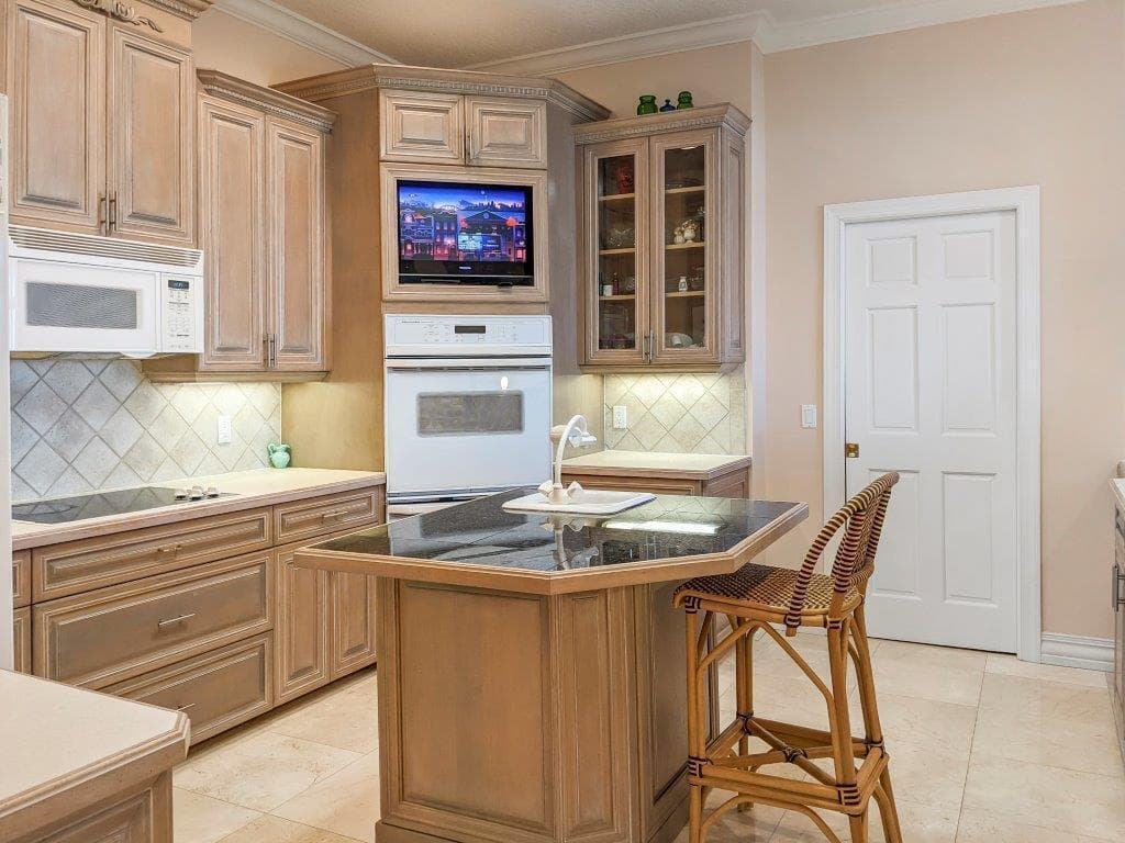 8327 Jimmy Buffett Mem Highway, Melbourne Beach, FL 32951 — photo 22 of 56
