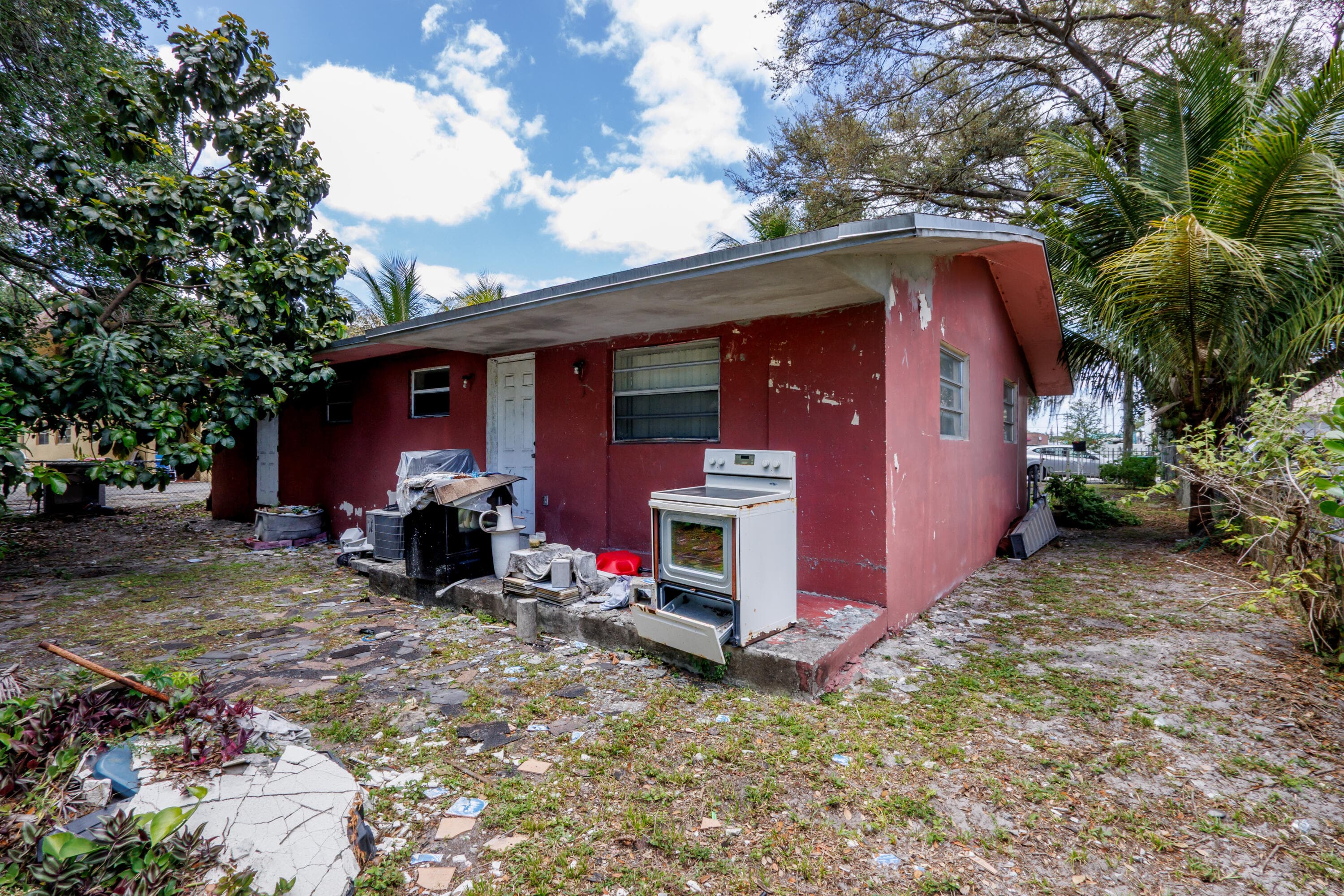 426 NE 166th Street 2, North Miami Beach, FL 33162 — photo 32 of 37