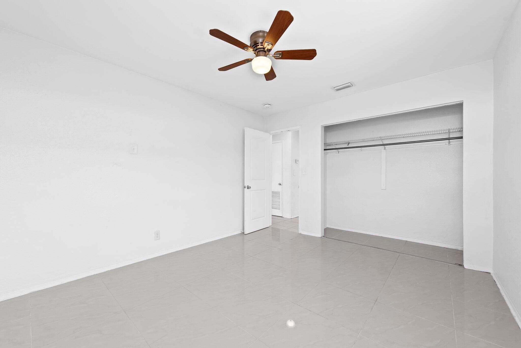 271 NE 57th Court 1-2, Oakland Park, FL 33334 — photo 14 of 33