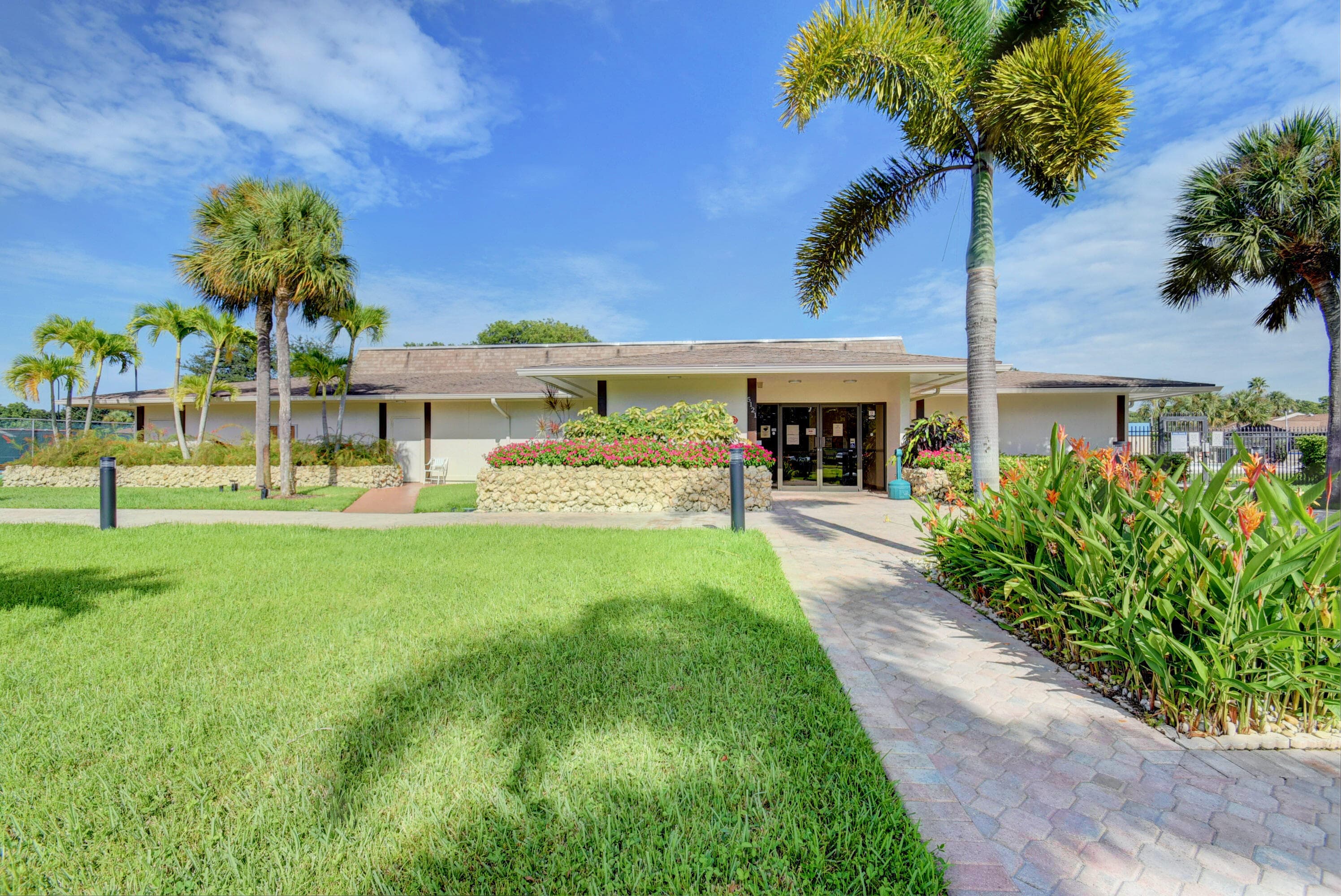 5370 Las Verdes Circle 324, Delray Beach, FL 33484 — photo 43 of 47
