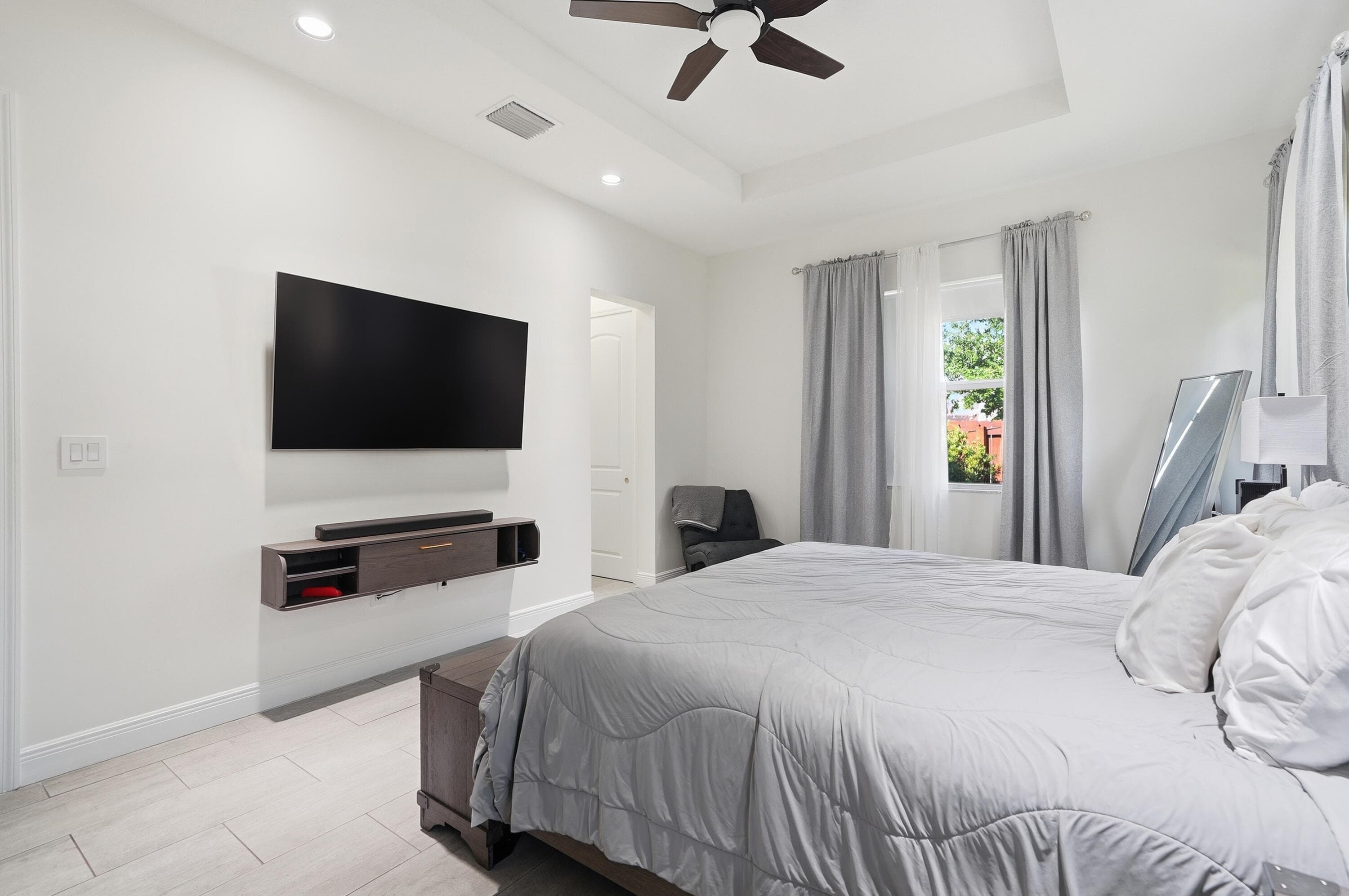 15155 SW 176th Lane, Miami, FL 33187 — photo 23 of 57