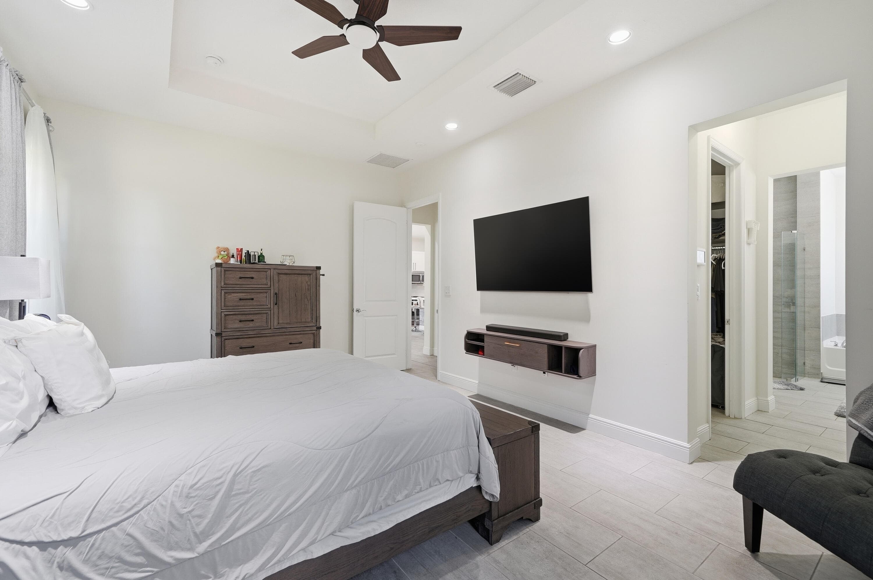 15155 SW 176th Lane, Miami, FL 33187 — photo 24 of 57