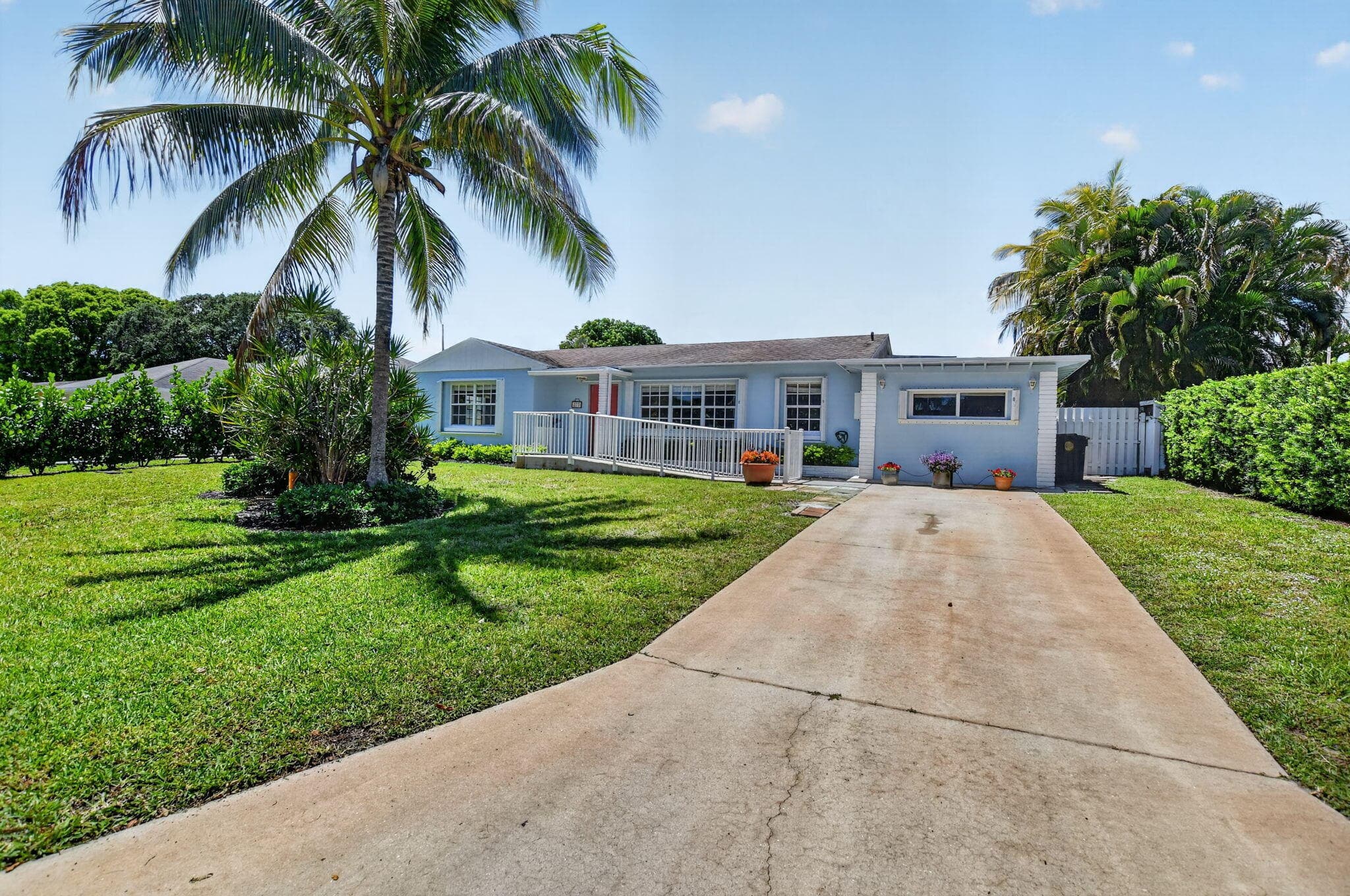 277 NW 3rd Court, Boca Raton, FL 33432 — photo 4 of 49