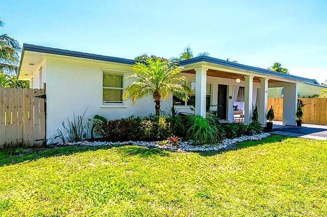 246 NE 14th Street, Delray Beach, FL 33444 — photo 6 of 60