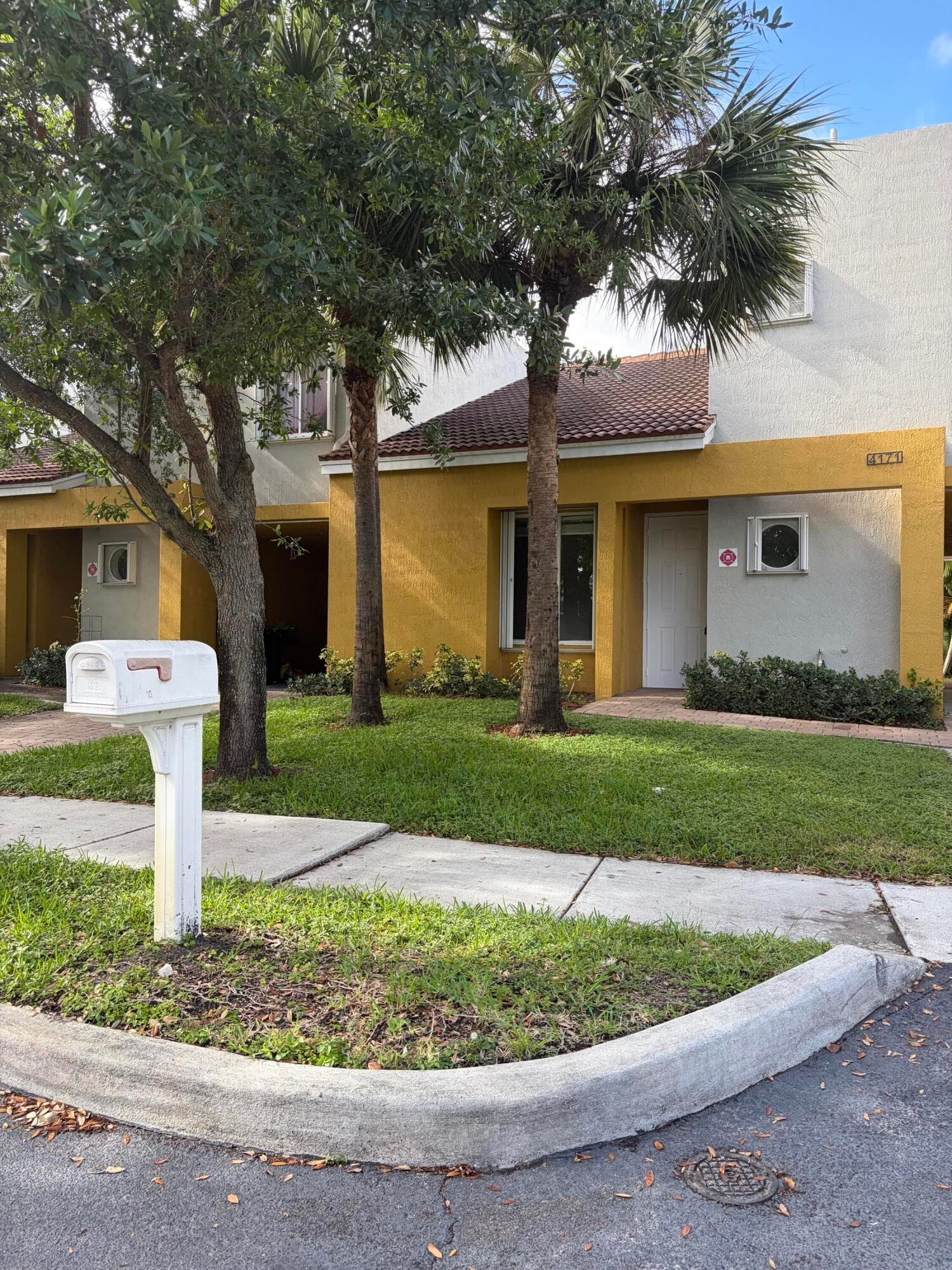 4171 Gulfstream Road NE, Lake Worth, FL 33461 — photo 2 of 18