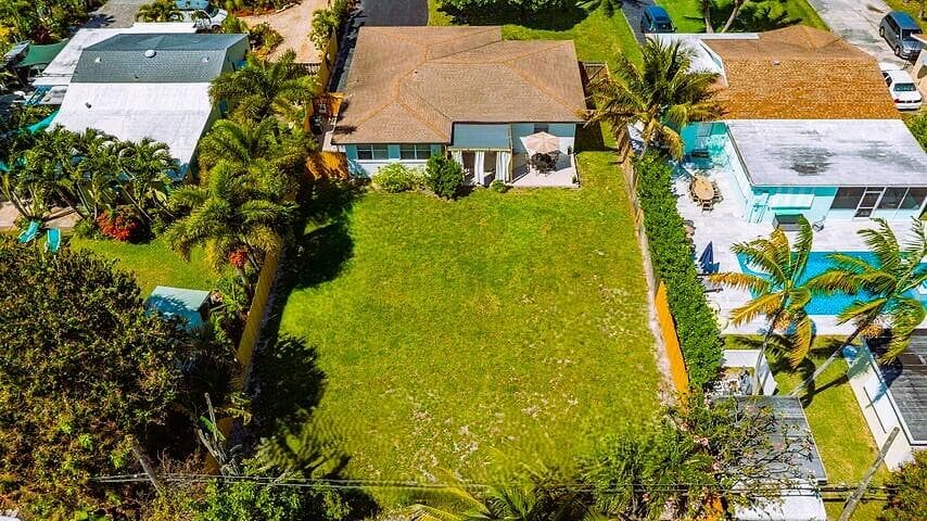 246 NE 14th Street, Delray Beach, FL 33444 — photo 49 of 60