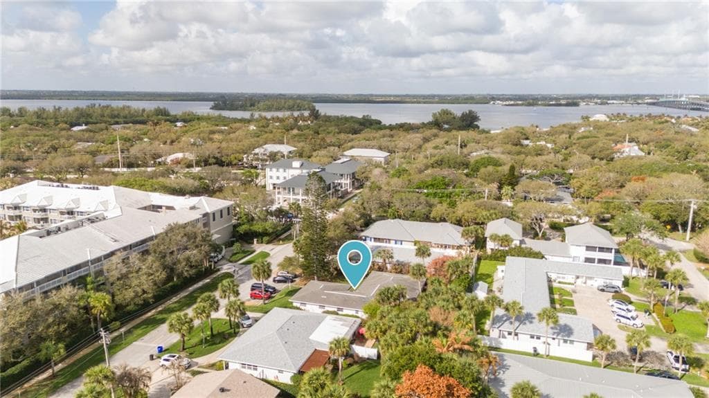 919 Turtle Cove Lane, Vero Beach, FL 32963 — photo 3 of 12