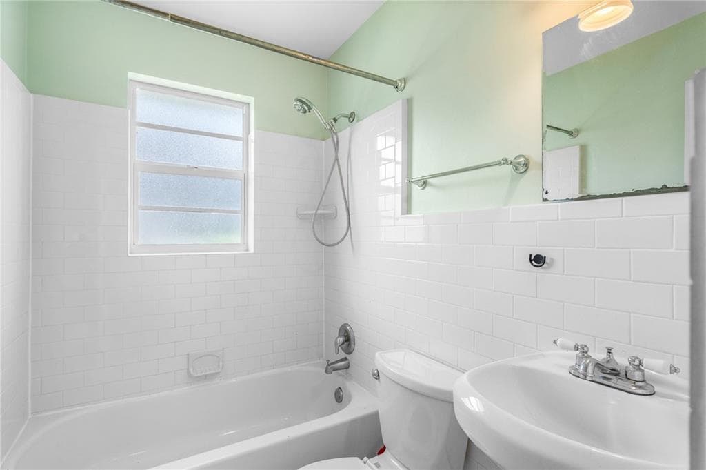 919 Turtle Cove Lane, Vero Beach, FL 32963 — photo 5 of 12
