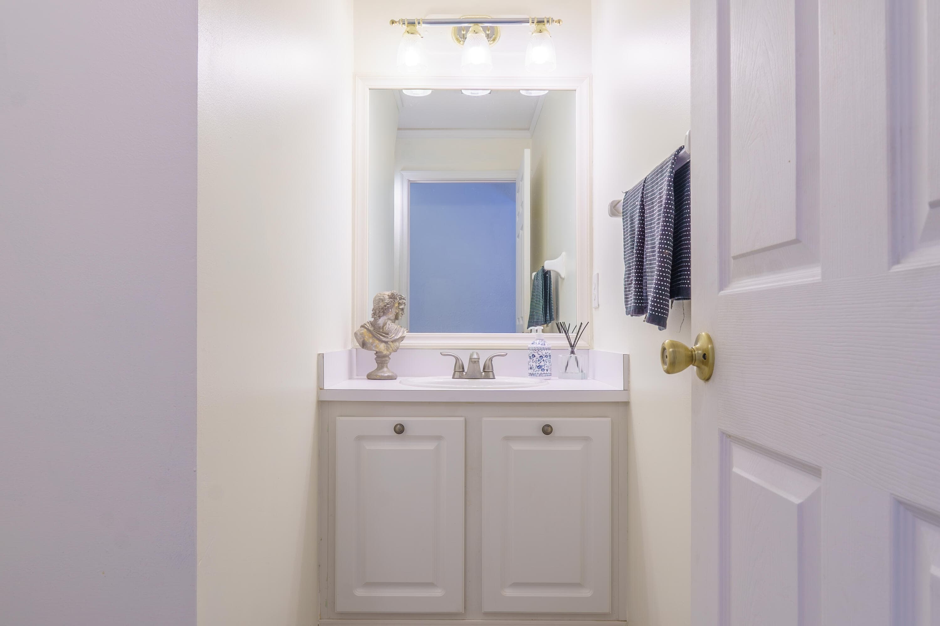 10585 NW 56th Place, Coral Springs, FL 33076 — photo 12 of 24