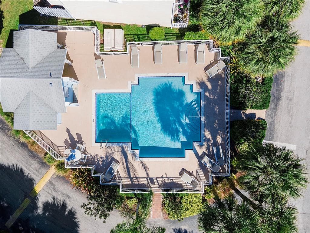 185 SW 3rd Street, Pompano Beach, FL 33060 — photo 46 of 77