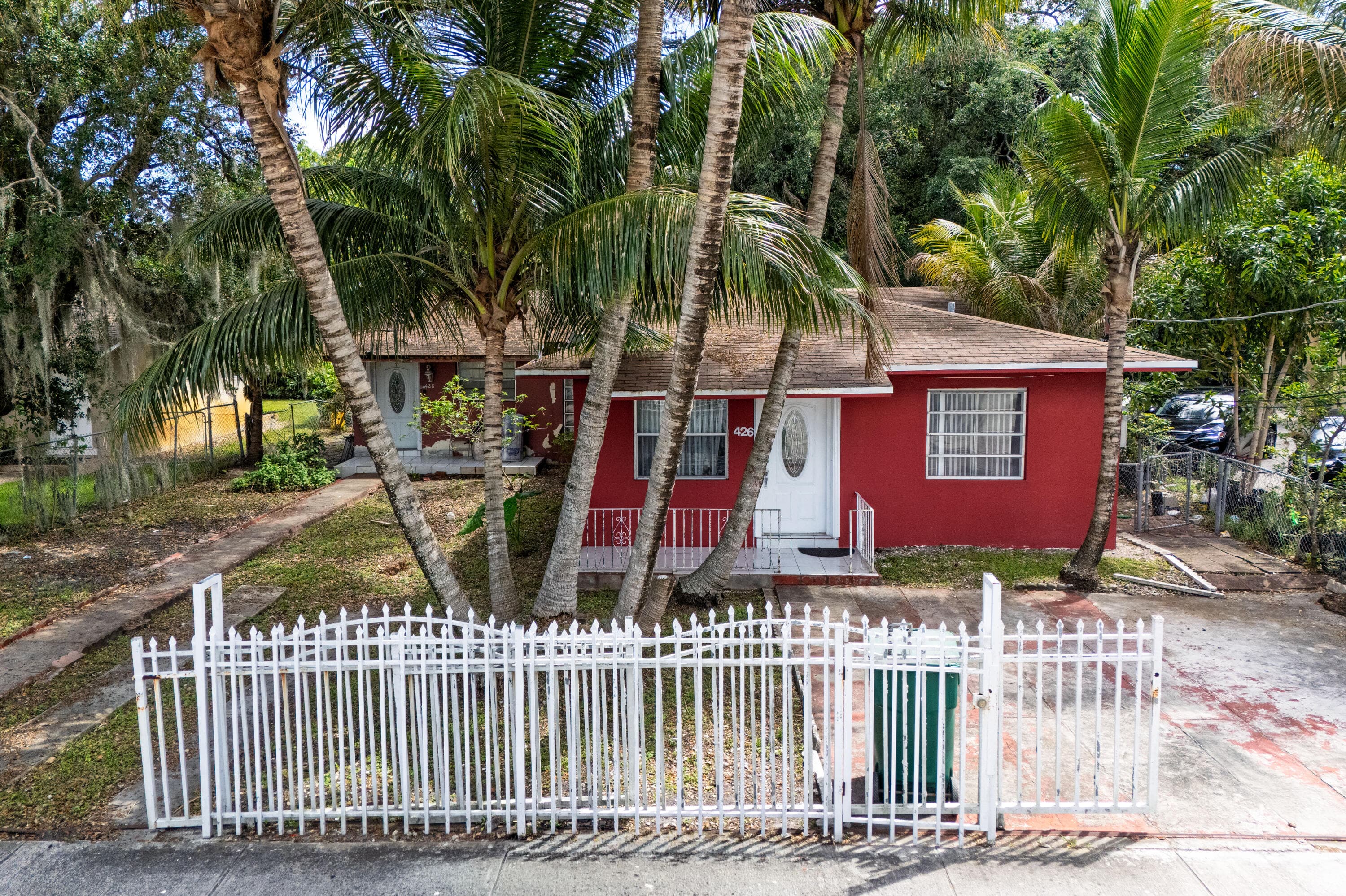 426 NE 166th Street 2, North Miami Beach, FL 33162 — photo 30 of 37