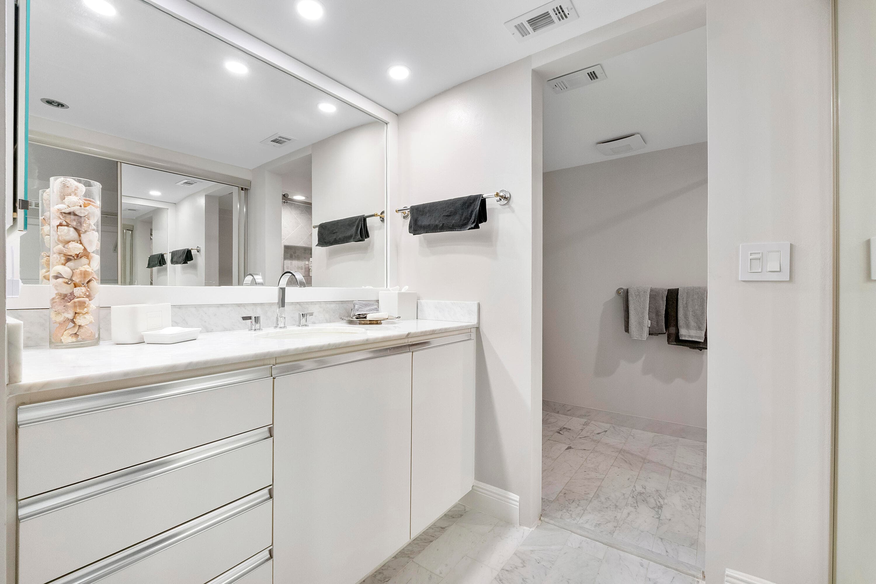 501 N Riverside Drive 203, Pompano Beach, FL 33062 — photo 11 of 35