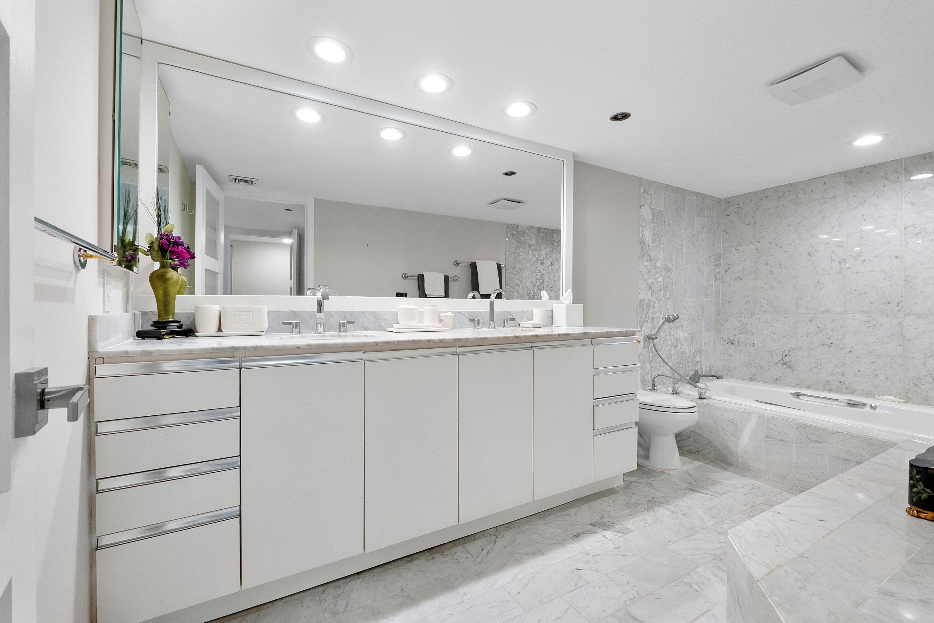501 N Riverside Drive 203, Pompano Beach, FL 33062 — photo 17 of 35