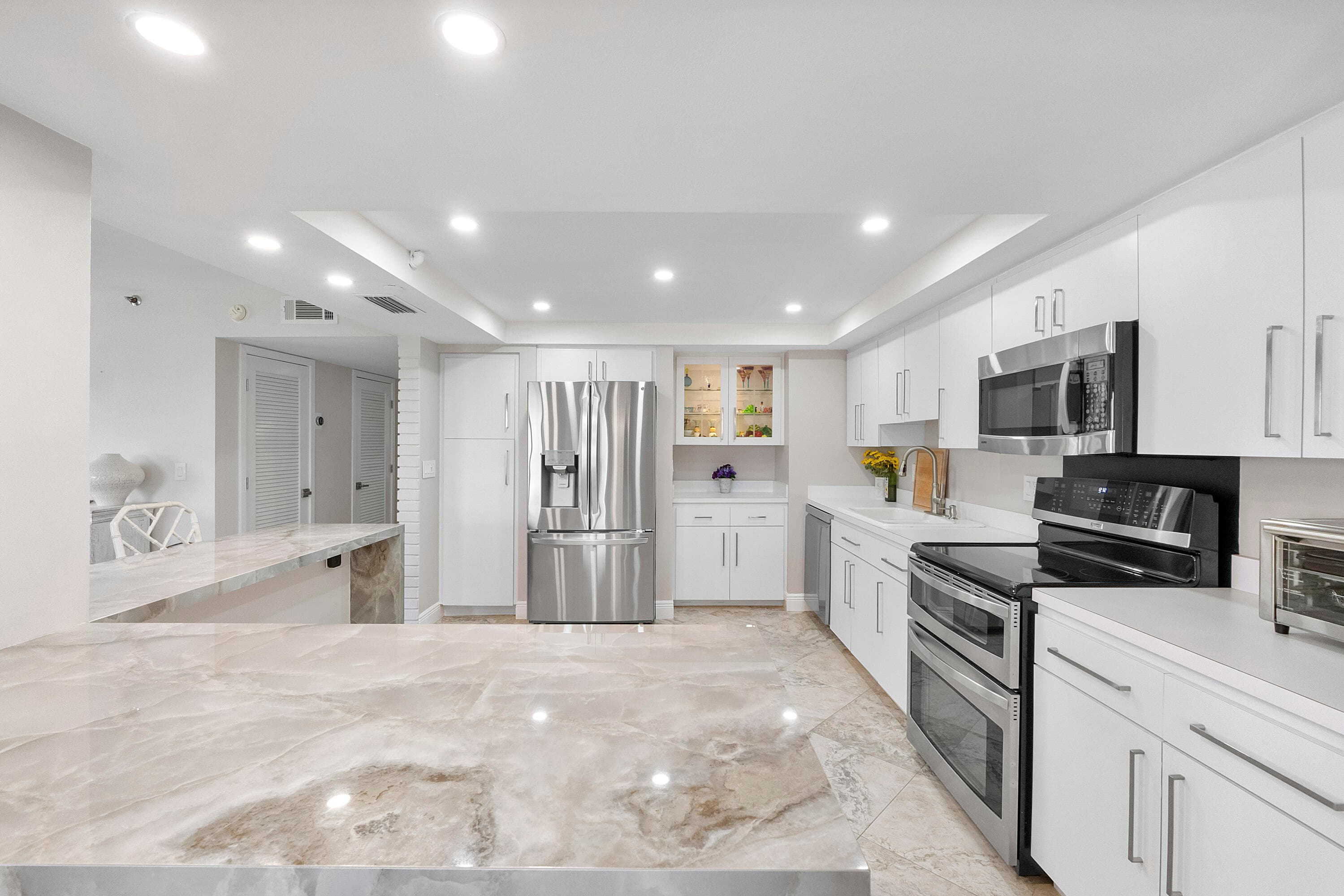 501 N Riverside Drive 203, Pompano Beach, FL 33062 — photo 7 of 35