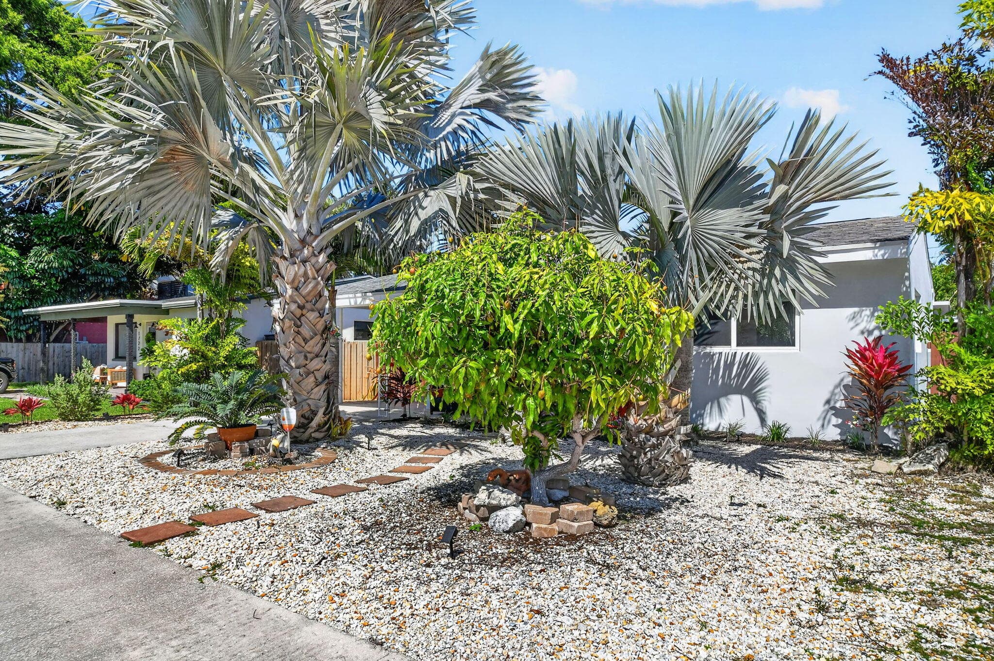 1720 N L Street, Lake Worth Beach, FL 33460 — photo 3 of 90