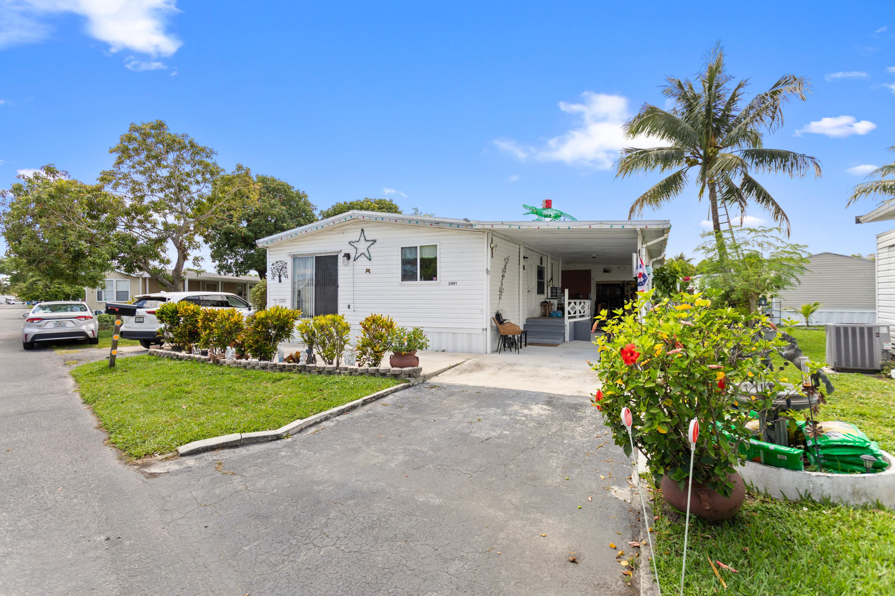 2961 SW 52nd Terrace, Davie, FL 33314 — photo 2 of 47