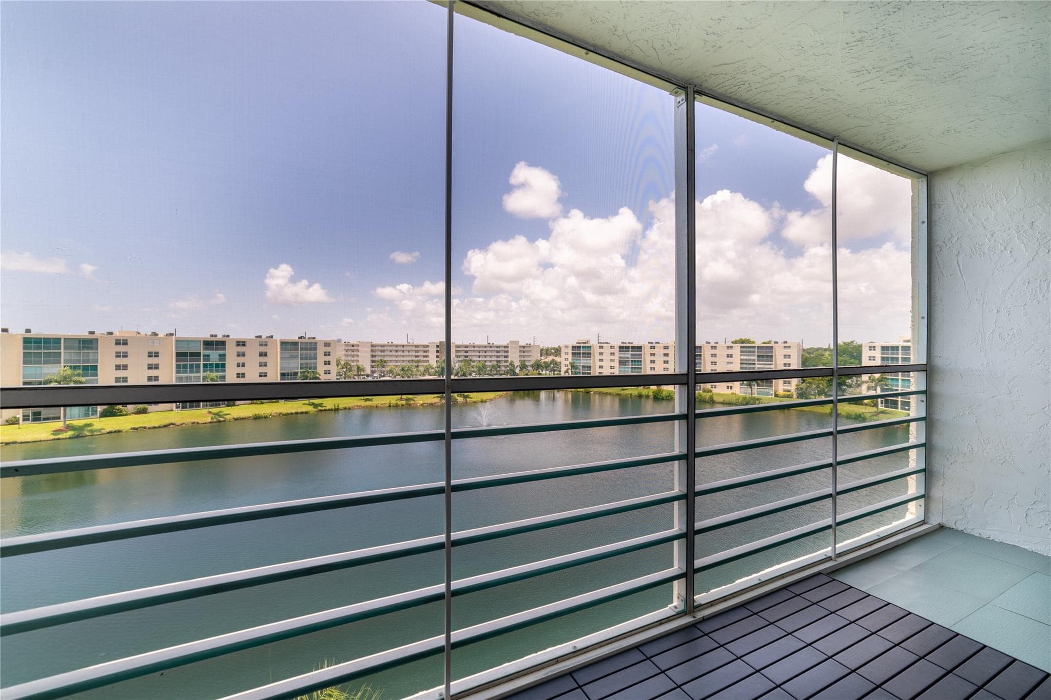 111 SE 3rd Avenue 606, Dania Beach, FL 33004 — photo 1 of 43