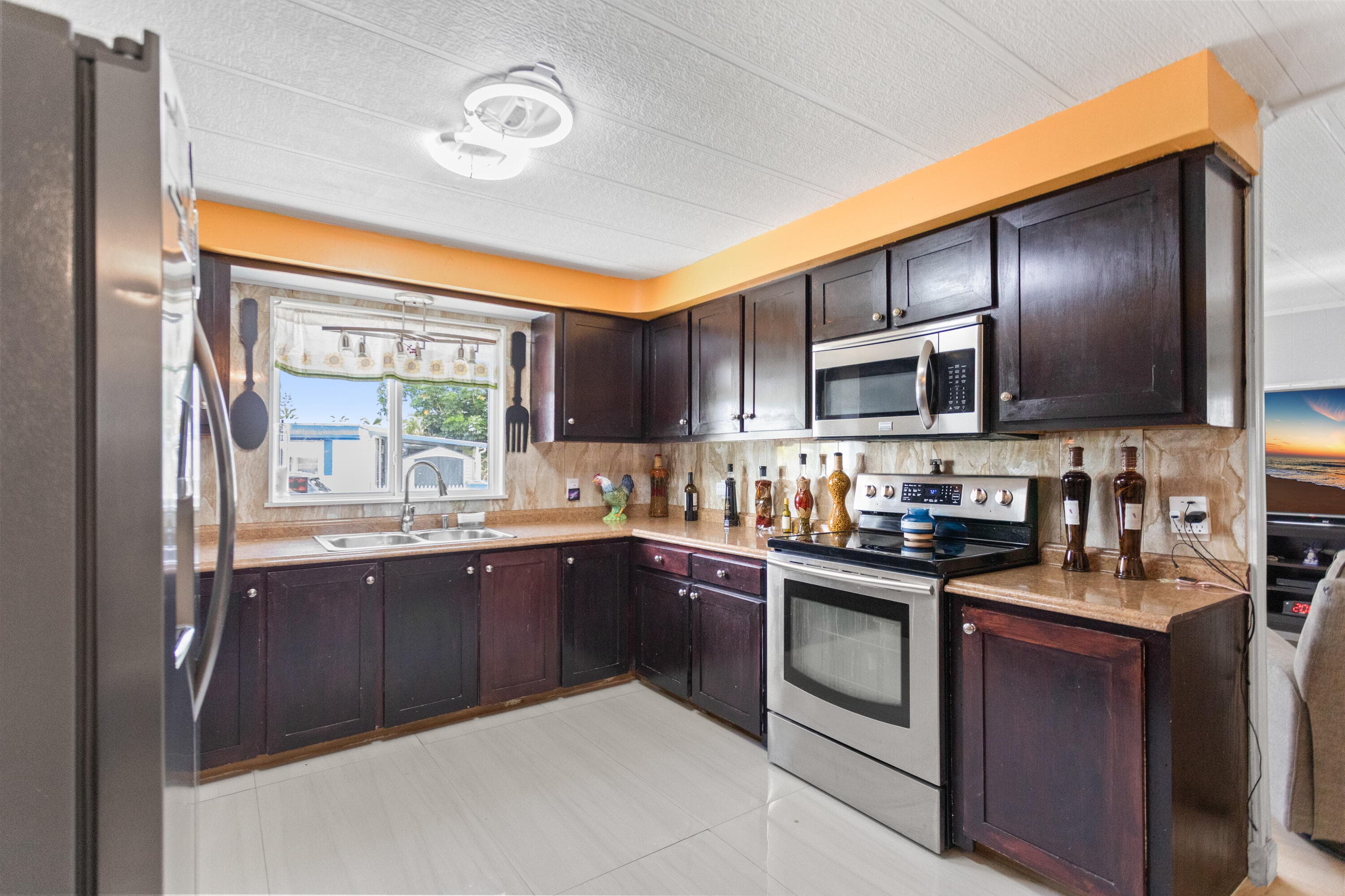 2961 SW 52nd Terrace, Davie, FL 33314 — photo 29 of 47