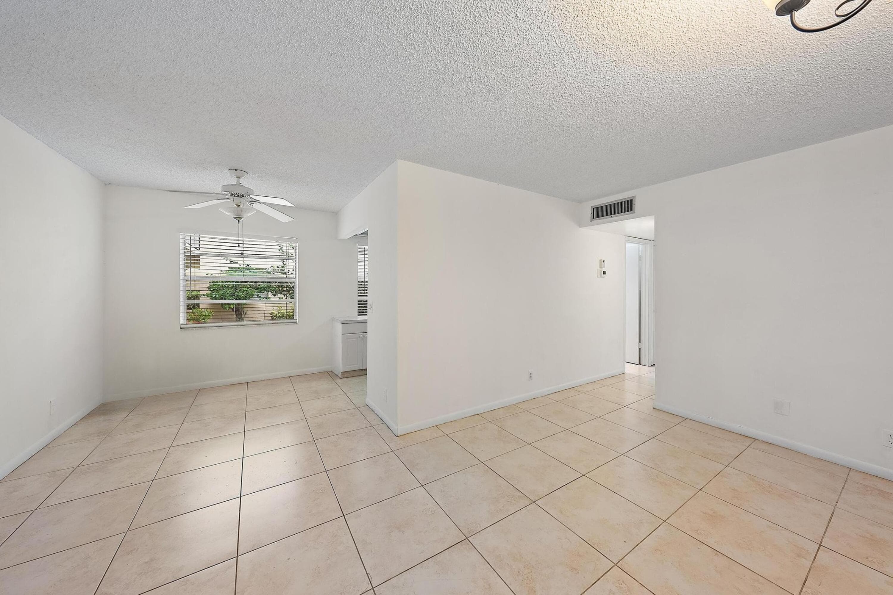 869 S Flanders S S, Delray Beach, FL 33484 — photo 3 of 7
