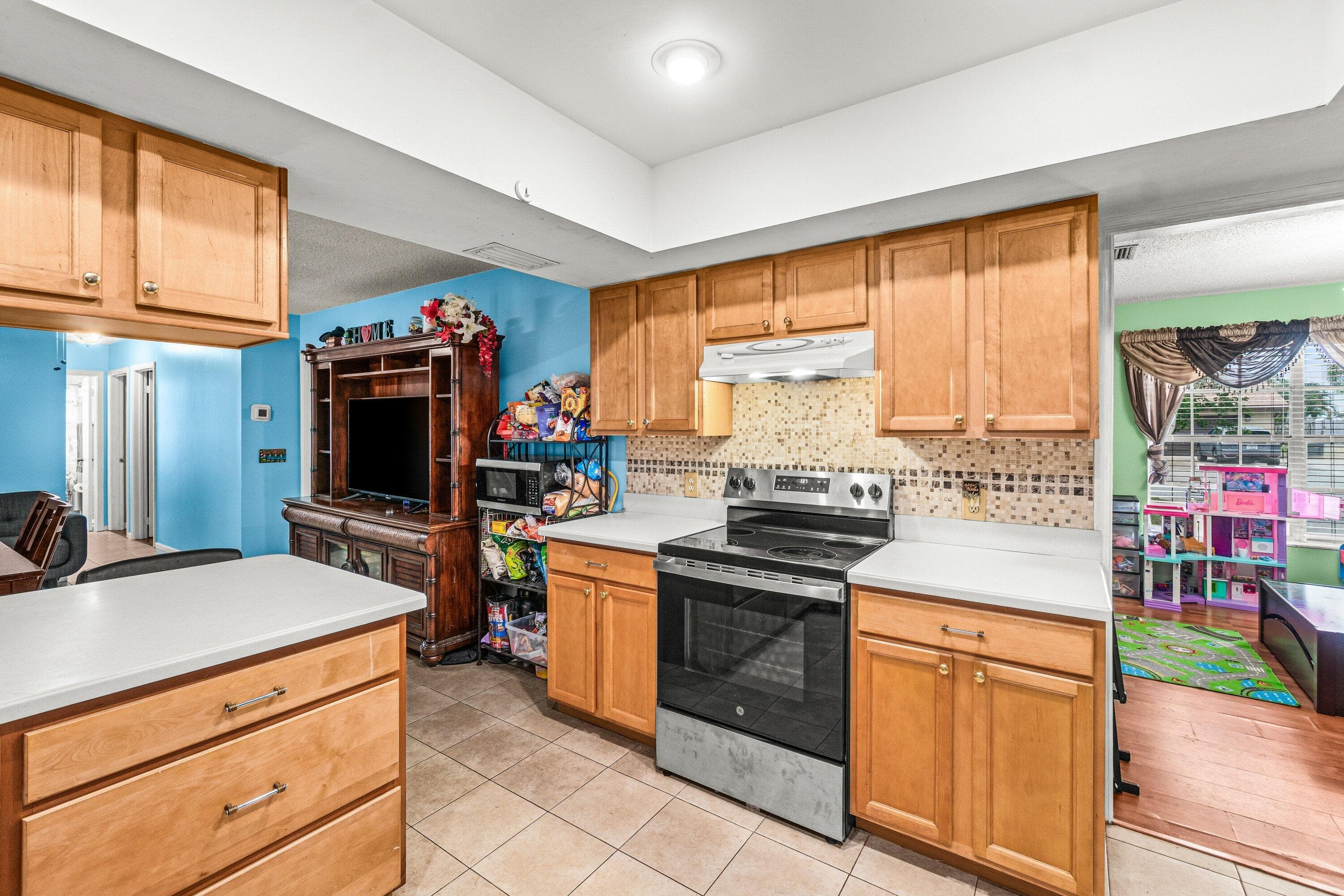 3169 Nautical Way, Lantana, FL 33462 — photo 9 of 44