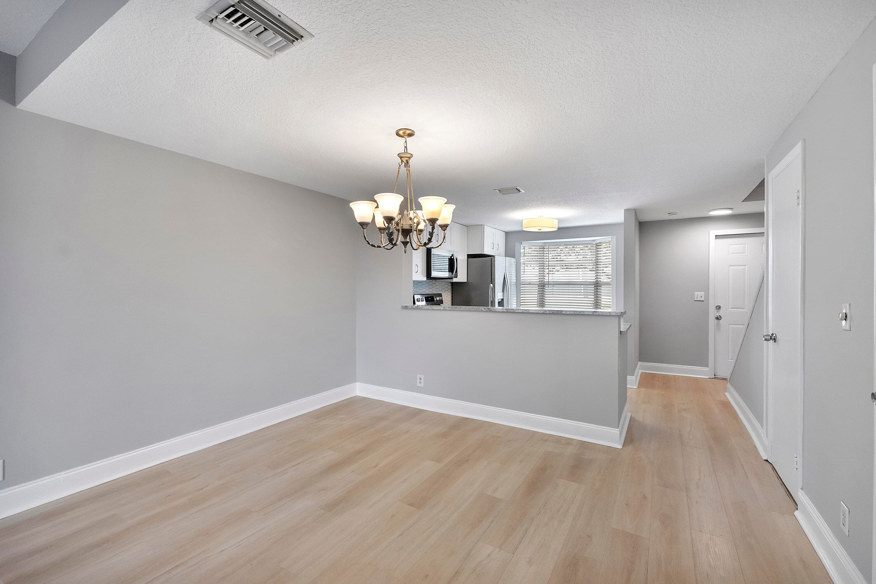 185 SW 3rd Street, Pompano Beach, FL 33060 — photo 14 of 77